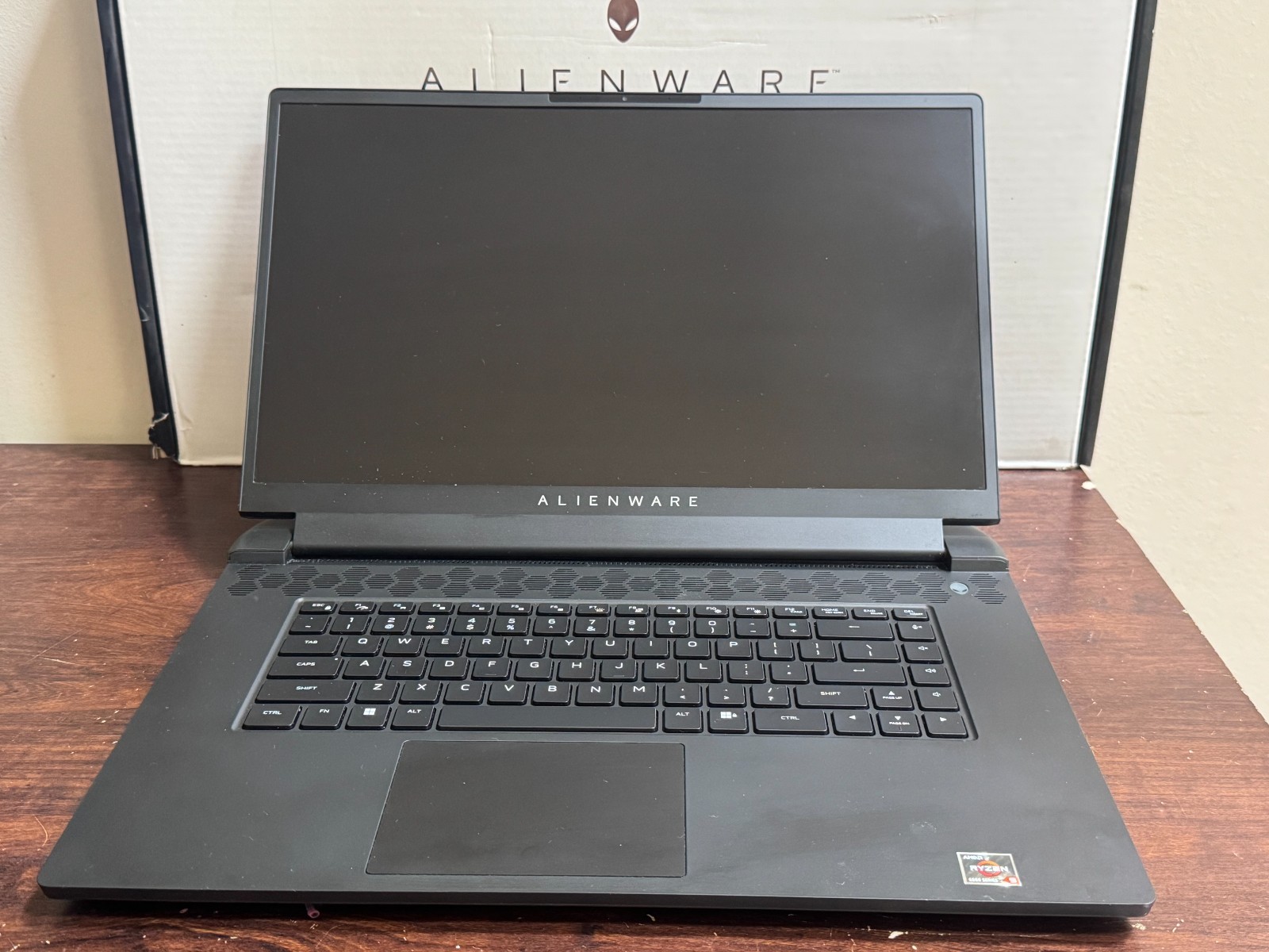 Alienware M17 R5 480Hz AMD Ryzen 9 6900HX 16GB 1TB/SSD RTX 3080 Gaming Laptop