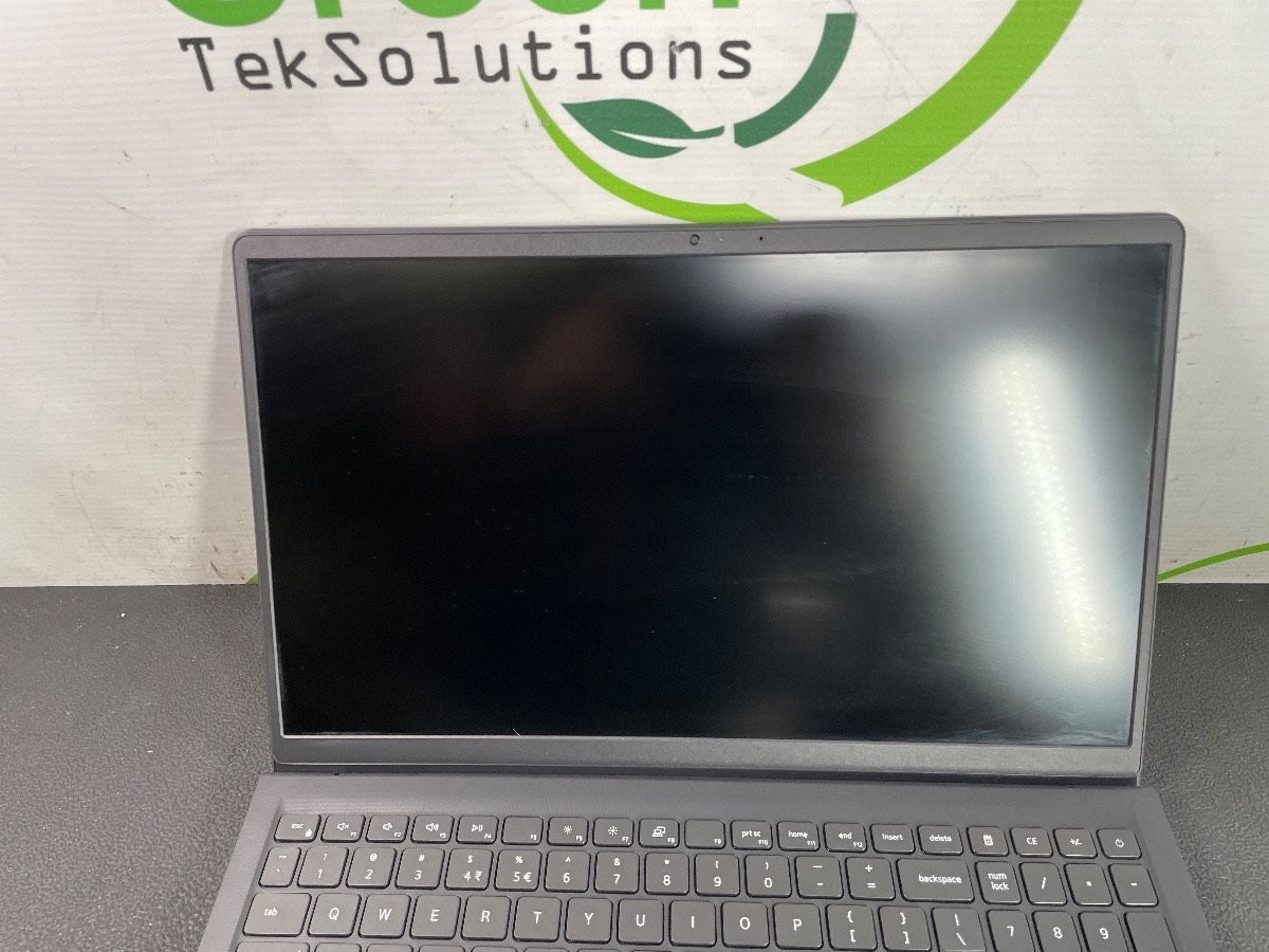 Dell Vostro 3520 15.6″ i5-1235U 2.50GHz 8GB DDR4 No SSD No OS w/ AC Adapter