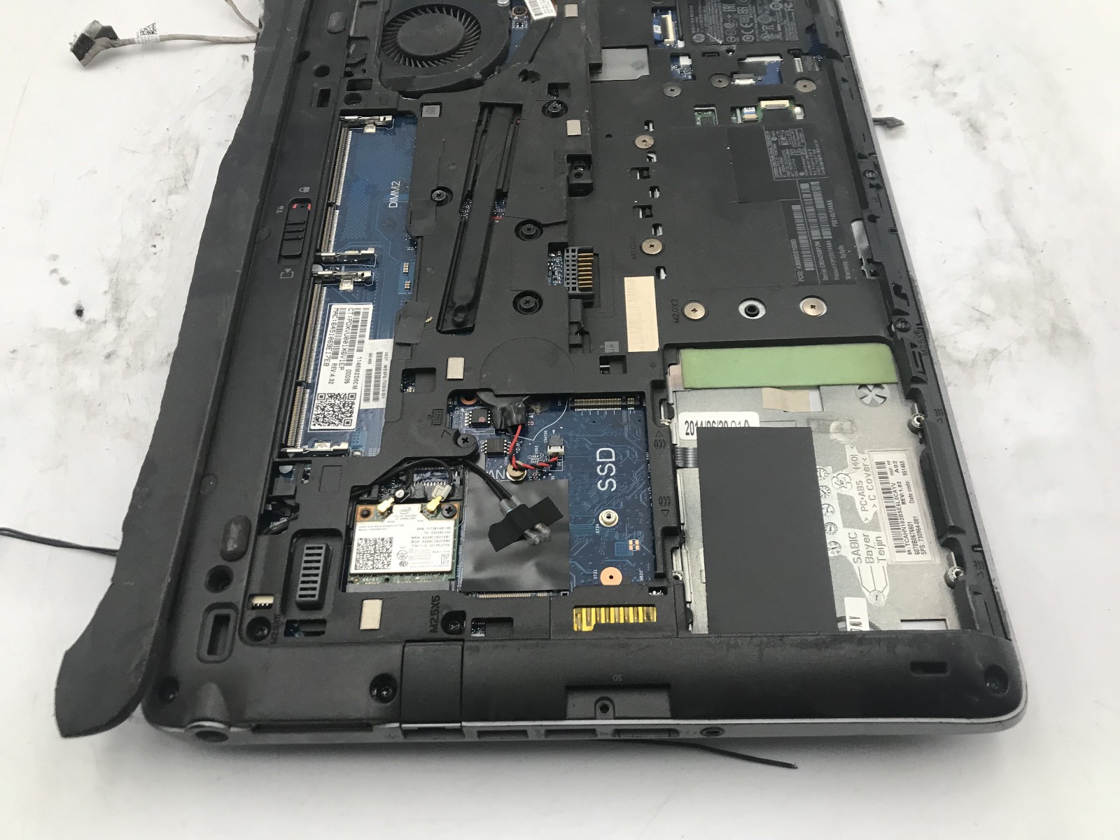 HP ELITEBOOK 840 G1 – FOR PARTS/CORE ONLY – INTEL I7 4600U – NO RAM – READ – BB!