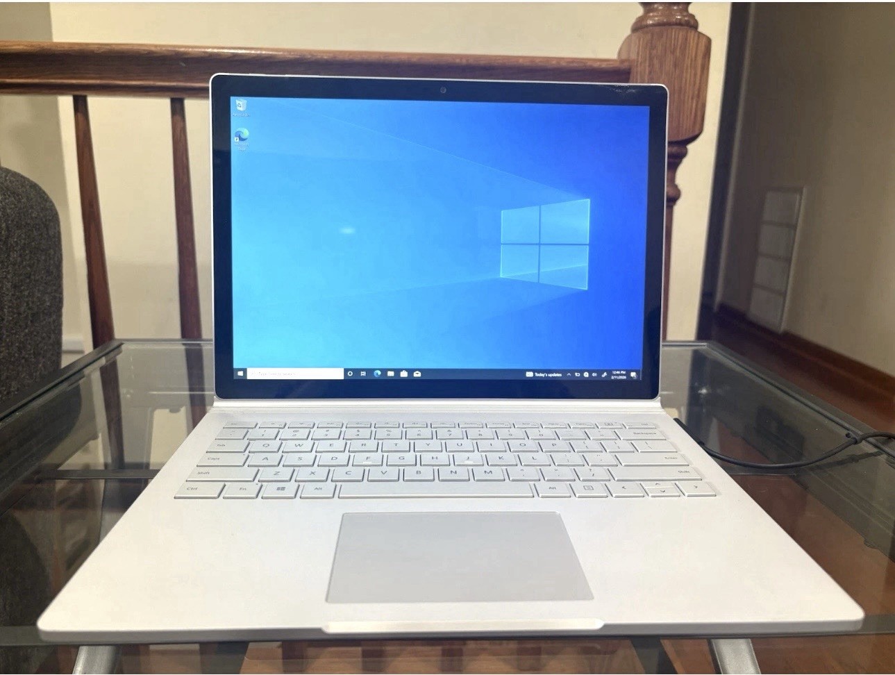 Microsoft Laptop 2/ 7th I5/ 8ram/ 128 Ssd/ Win 10 Pro/ Charger Included/ Touch