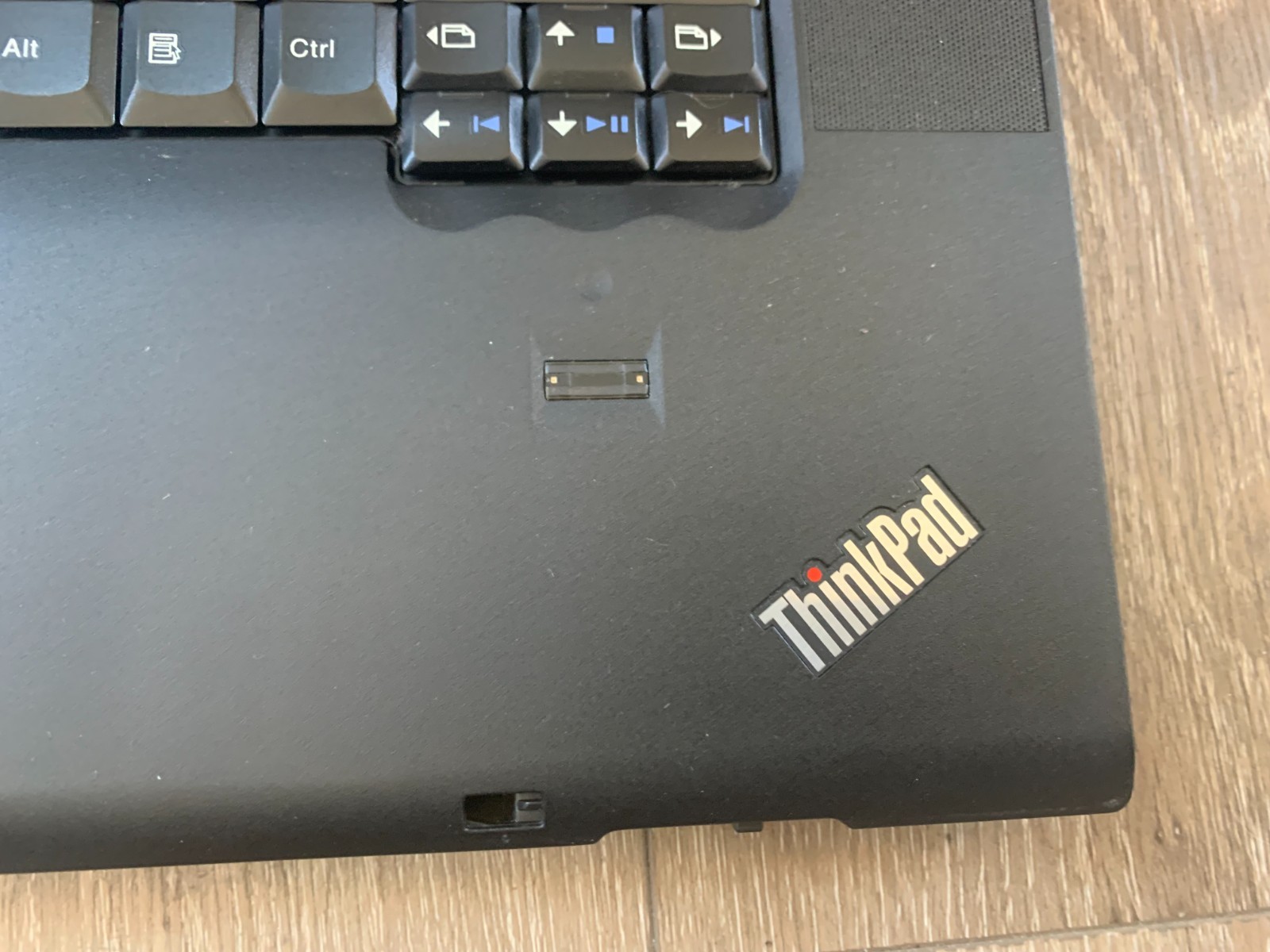 Lenovo ThinkPad T520 15.6″ Intel Core i5-2520M 2.50GHz 4GB RAM 500GB HDD Win 10