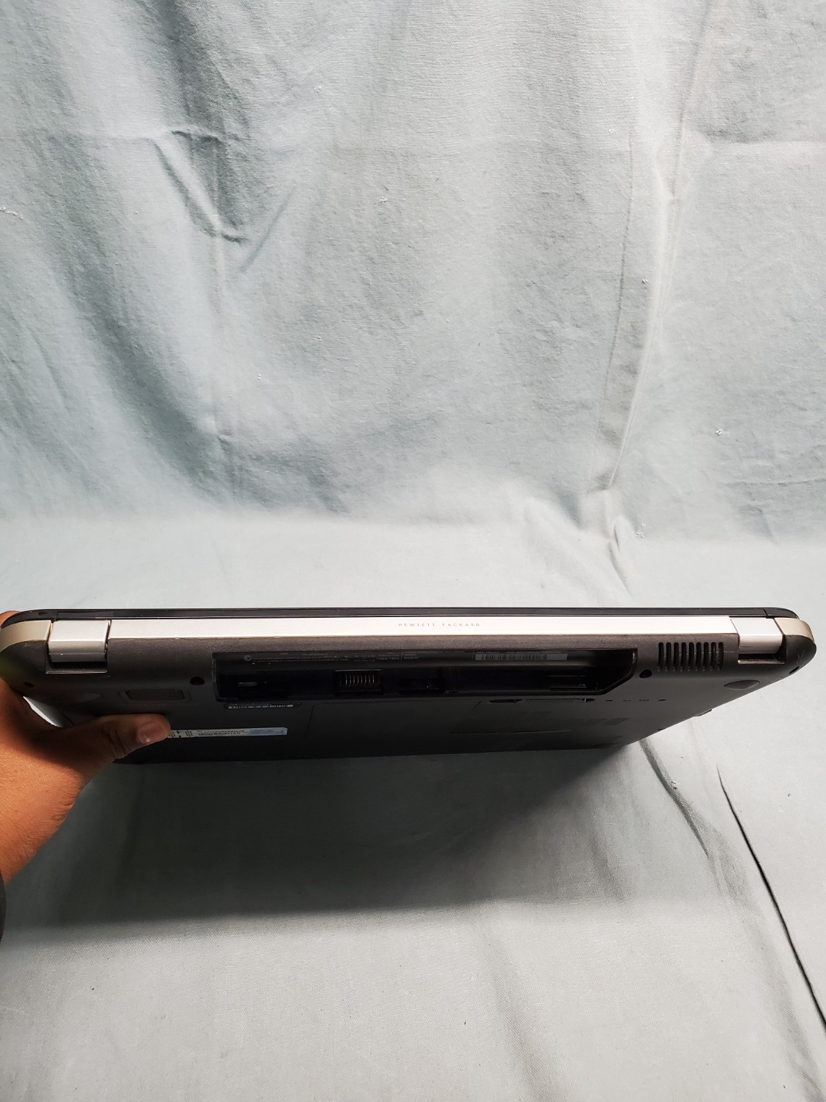 HP Pavilion dv7 notebook i7 2670QM 2.20 GHz / 8GB/No HDD/ 1600×900 #2760