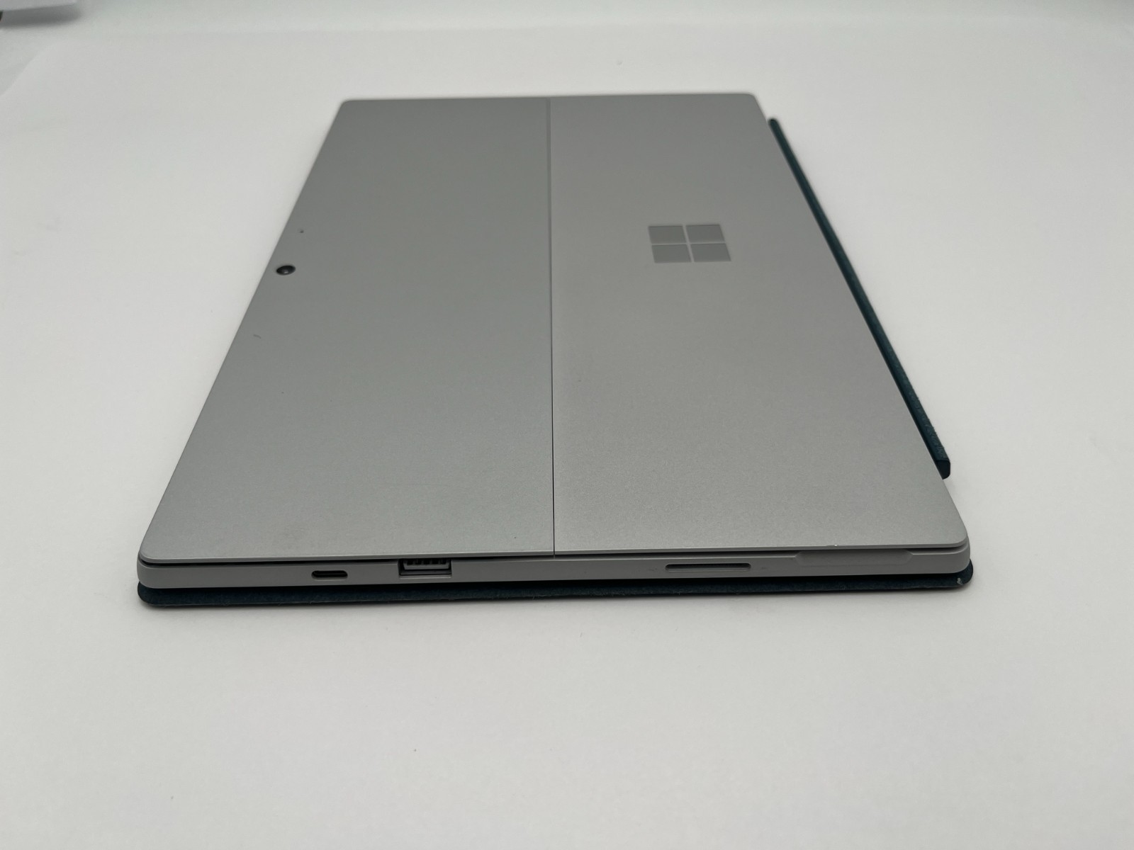 MICROSOFT SURFACE PRO 7 TABLET WITH KEYBOARD i3-1005G1@1.2 GHZ 4GB RAM 128GB NVM