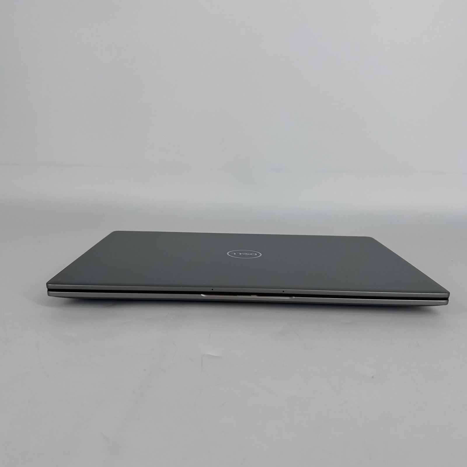 Dell Latitude 7450 14 Gray QHD+ TOUCH 3.8 GHz Ultra 7 165H 32GB 256GB SSD Good