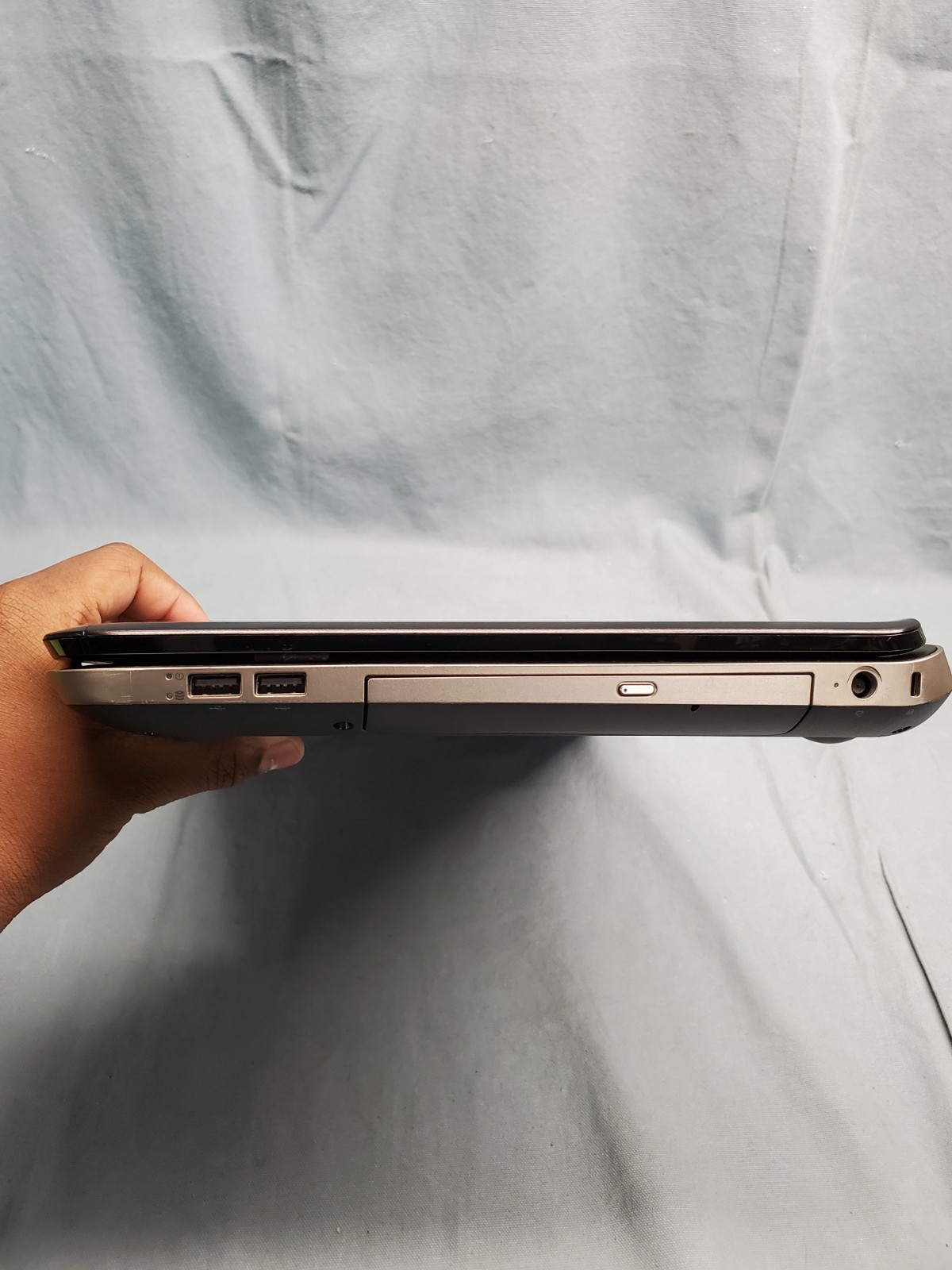 HP Pavilion dv7 notebook i7 2670QM 2.20 GHz / 8GB/No HDD/ 1600×900 #2760