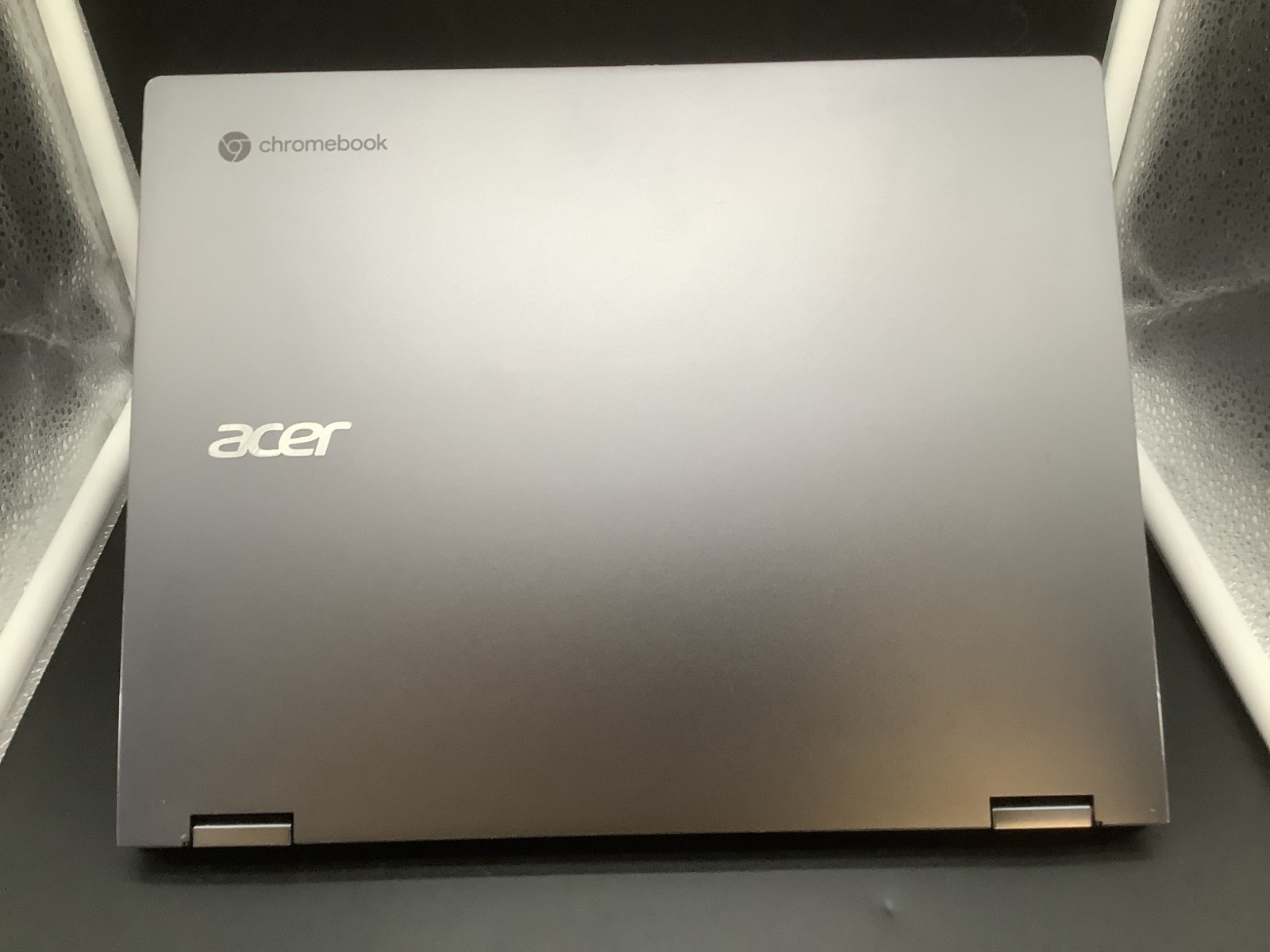 Acer CP713-3W-54JD 13.5″ Touchsscreen i5-1135G7 @ 2.4GHz 16GB 256GB Chrome Read