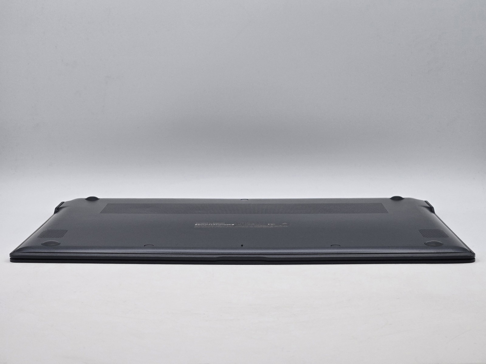 LG gram SuperSlim 15″ FHD ULTRA 7 155H 512GB SSD 16GB W11 Webcam Backlit IRCam