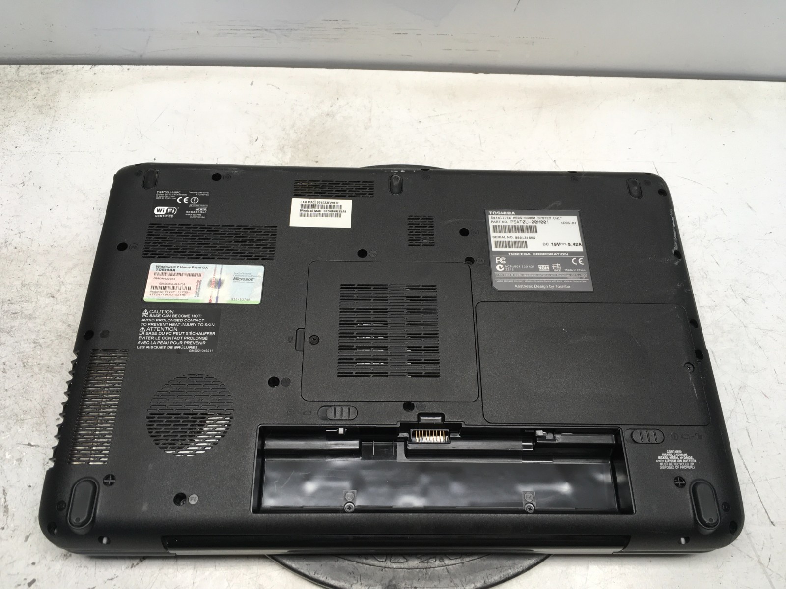 Toshiba Satellite A505-S6980 Intel Core 2 Duo T6600 2.2GHz 4 GB NO HDD No Batt