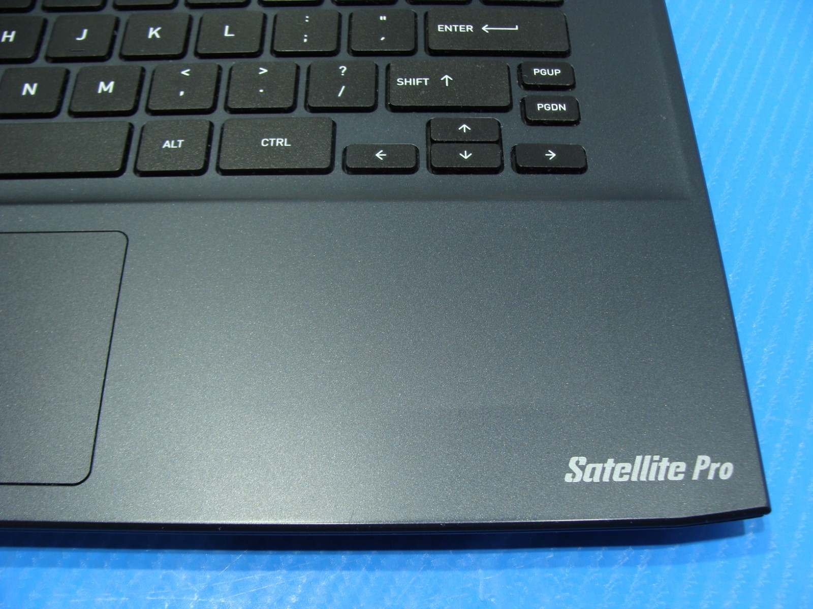 DynaBook Satellite Pro C40-K Intel Celeron 7305 1.1 Ghz 8GB 256GB SSD Win11P +PA