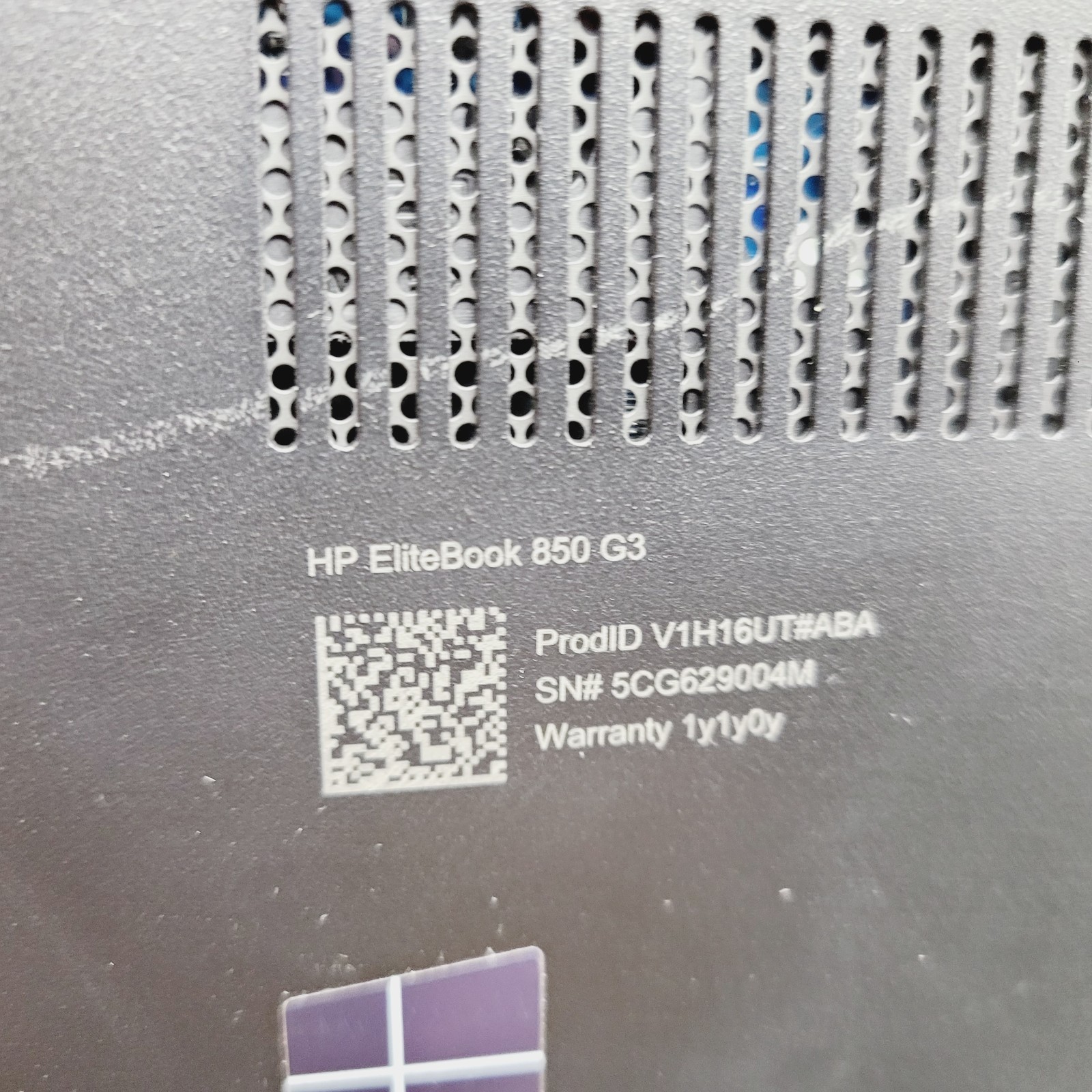 HP EliteBook 850 G3 Core i5-6200U 2.3GHz 4GB RAM No HDD 15.6″ ***Boot to Bios