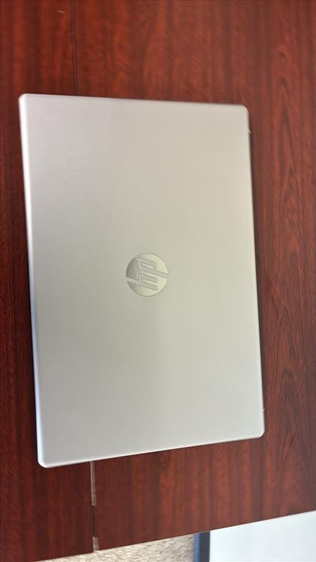 HP 15-fd0xxx 15.6″ FHD Laptop Ryzen 5 7520U 8GB RAM 256GB SSD Windows 11 Home