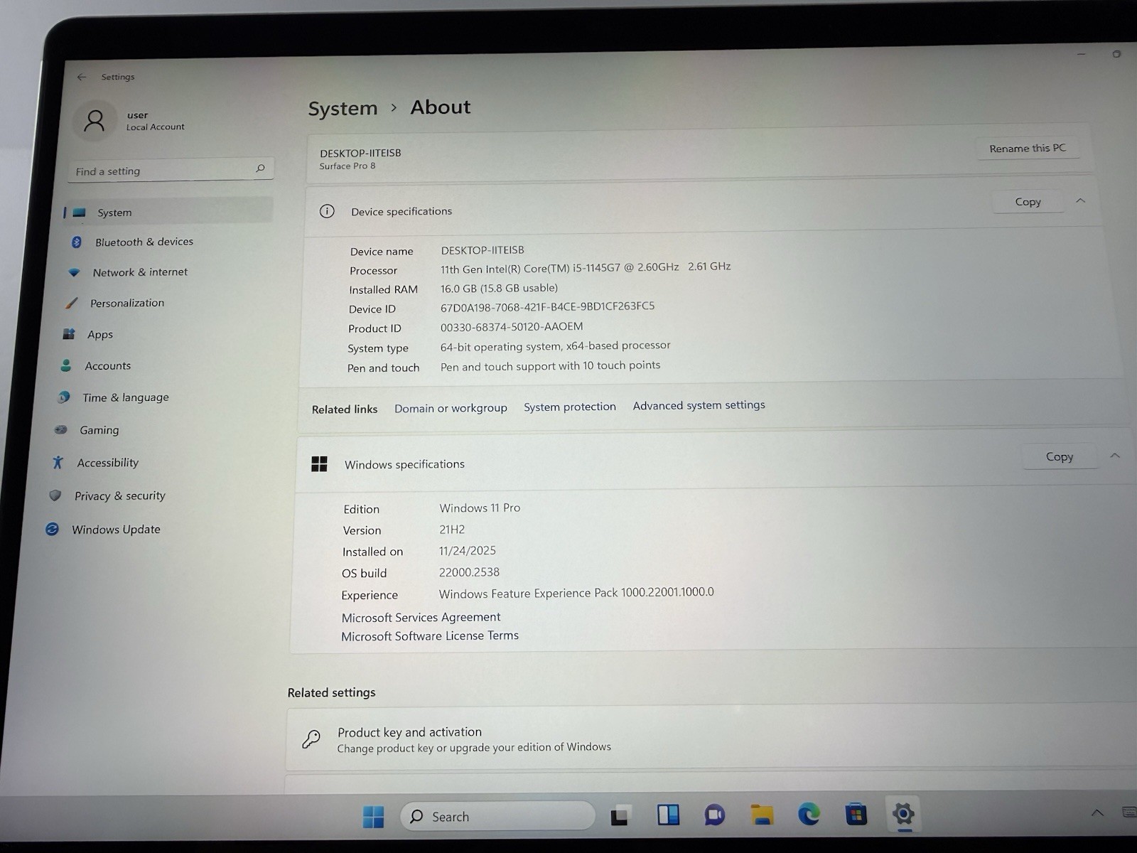 Microsoft Surface Pro 8 (1982) i5-1145G7 – 16GB RAM – 256GB 120Hz – Win 11 Pro