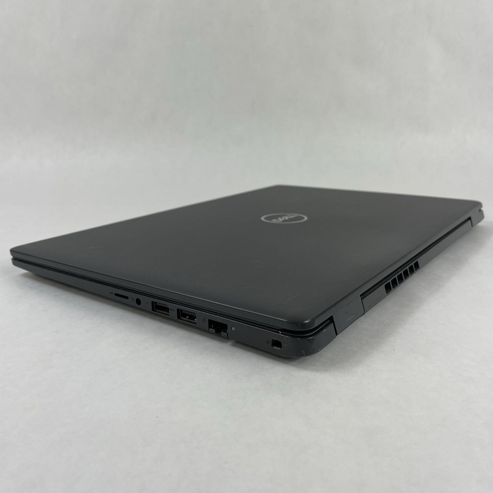 Dell Latitude 3510 15.6″ i5-10210U 1.60 GHz 8 GB RAM No SSD/OS/AC – Bad Edge