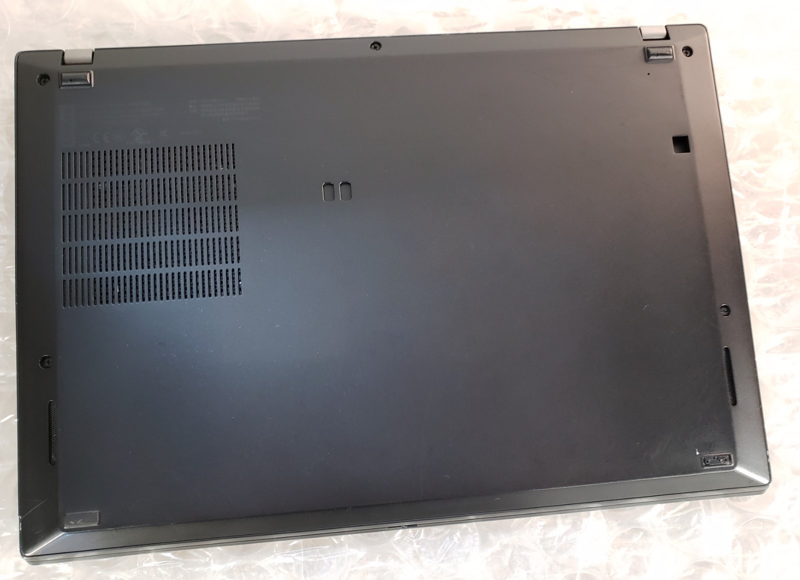 Lenovo ThinkPad T490s Intel Core i5-8265u 8GB RAM 256GB SSD W11P w/ 65w USB-C AC