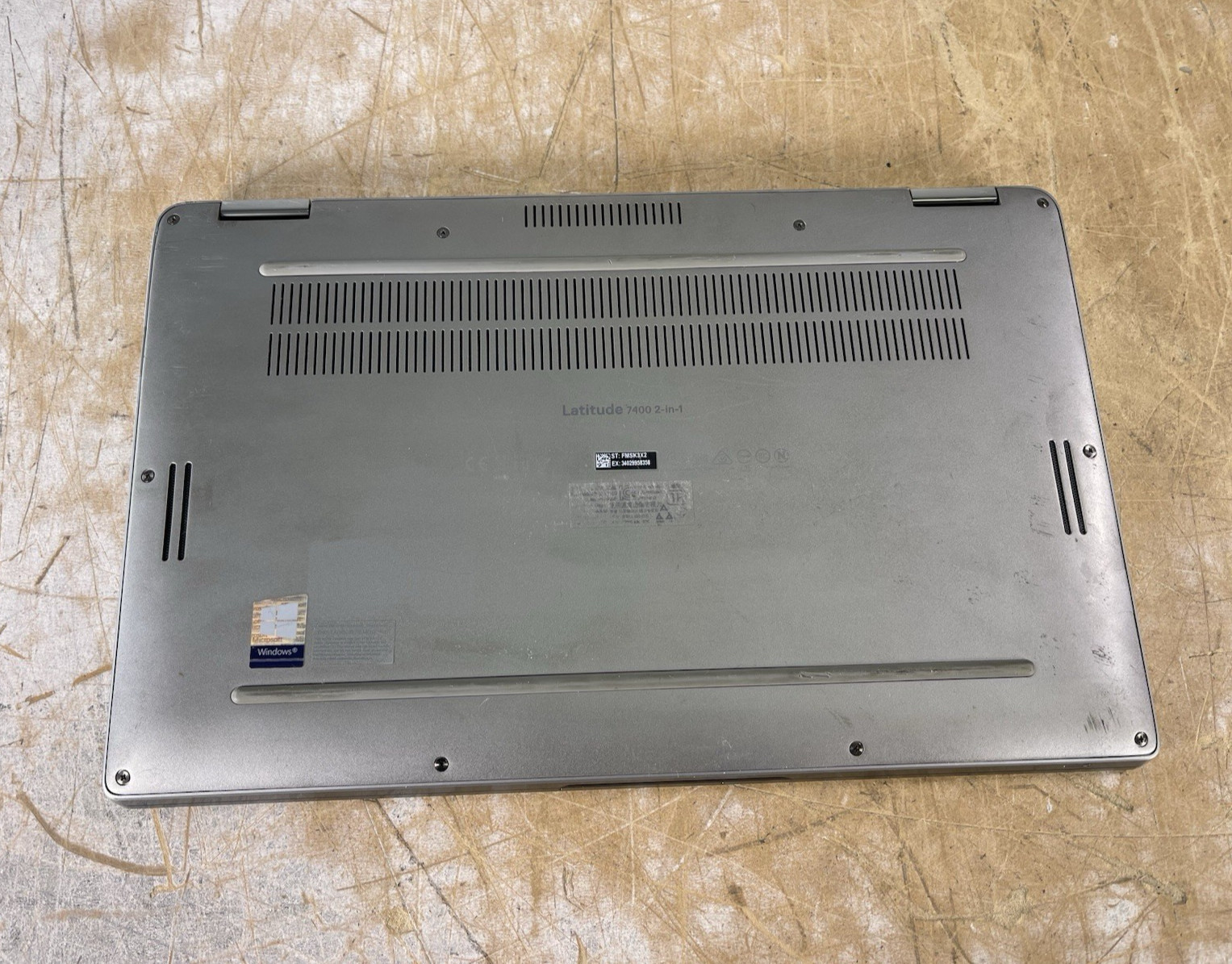 DELL LATITUDE 7400 2-IN-1 i5-8365U @ 1.60GHz, 16GB RAM, NO HDD/OS