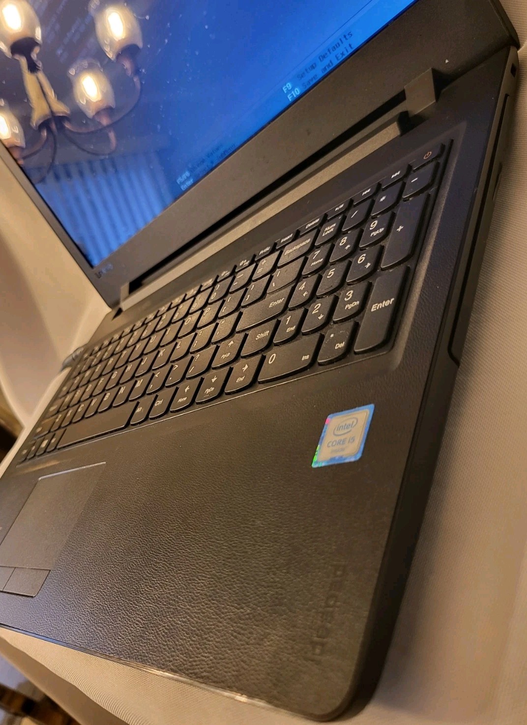 Lenovo IdeaPad 110-15ISK | Intel i5-6200U 2.30GHz | 8GB RAM | NO HDD/SSD 040404