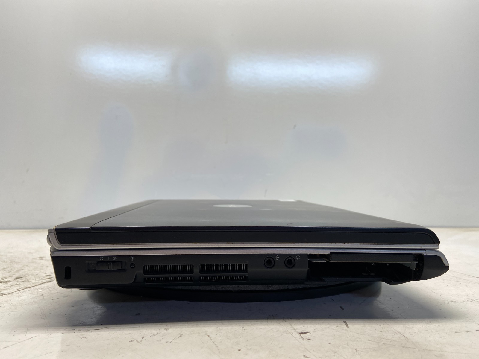 Dell Inspiron 1520 Intel Core 2 Duo 06FD 1.73GHz 1 GB NO HDD