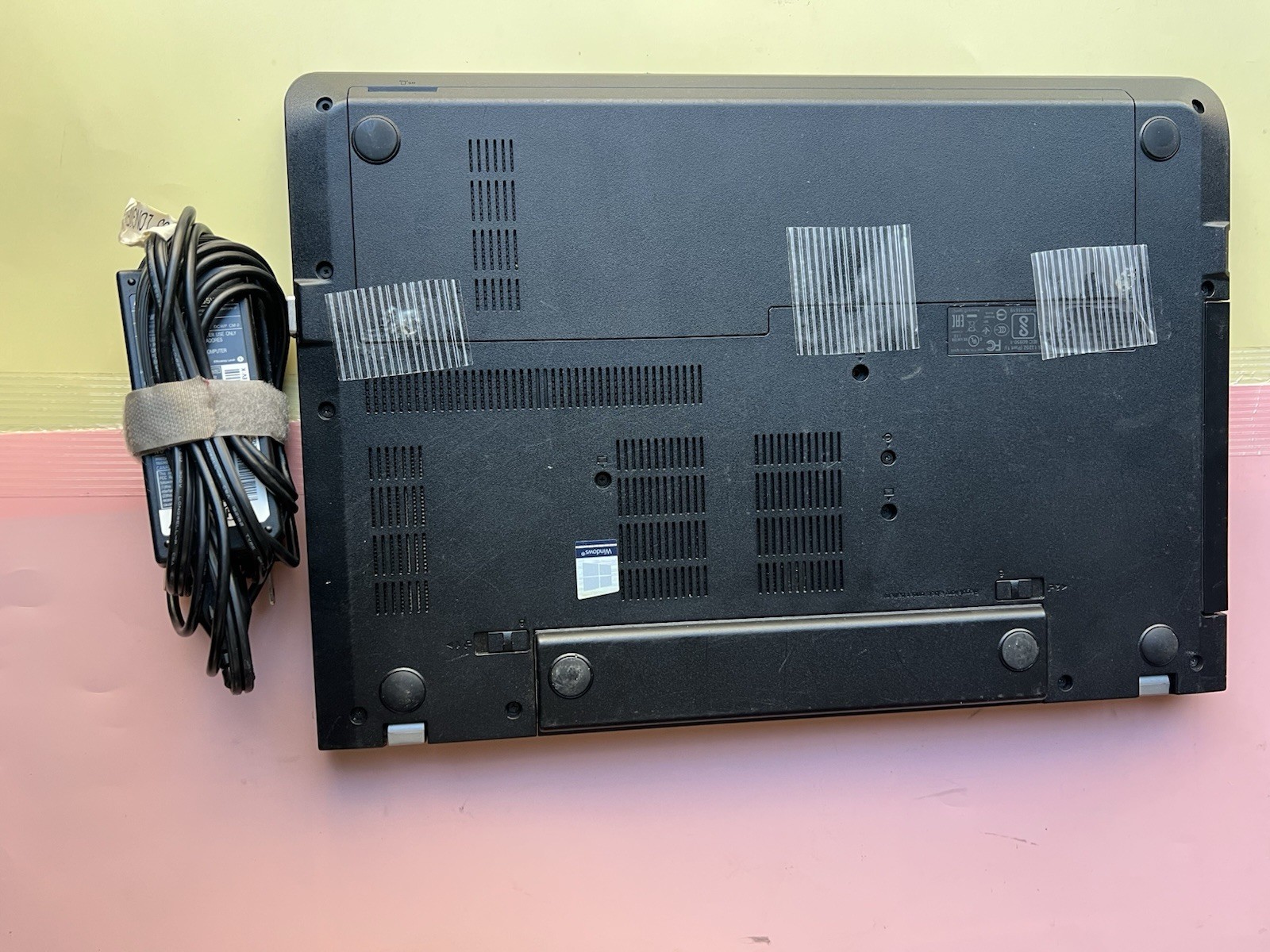 Lenovo ThinkPad E575 AMD PRO A6-9500B R5, 6 COMPUTE 1000GB HDD 8GB WEBCAM HDMI