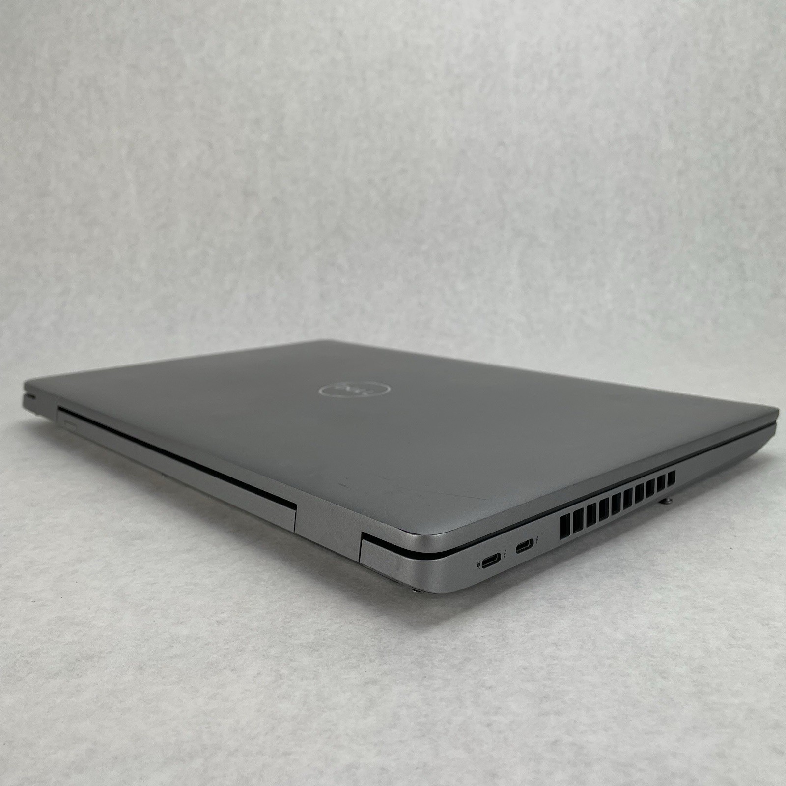 Dell Precision 3571 15.6″ i5-12500H 3.76 GHz 16 GB RAM No SSD/OS/AC