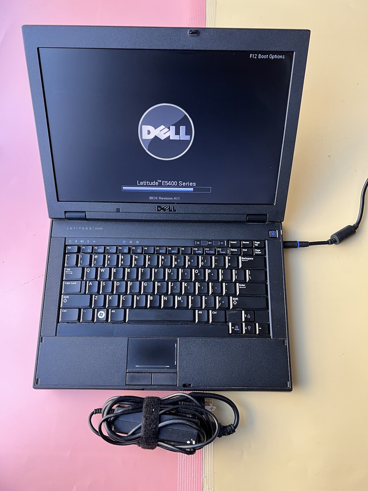 Dell Latitude E5400 14″ Intel Core 2 Duo 2.00GHz 4GB RAM 160GB HDD Phone port