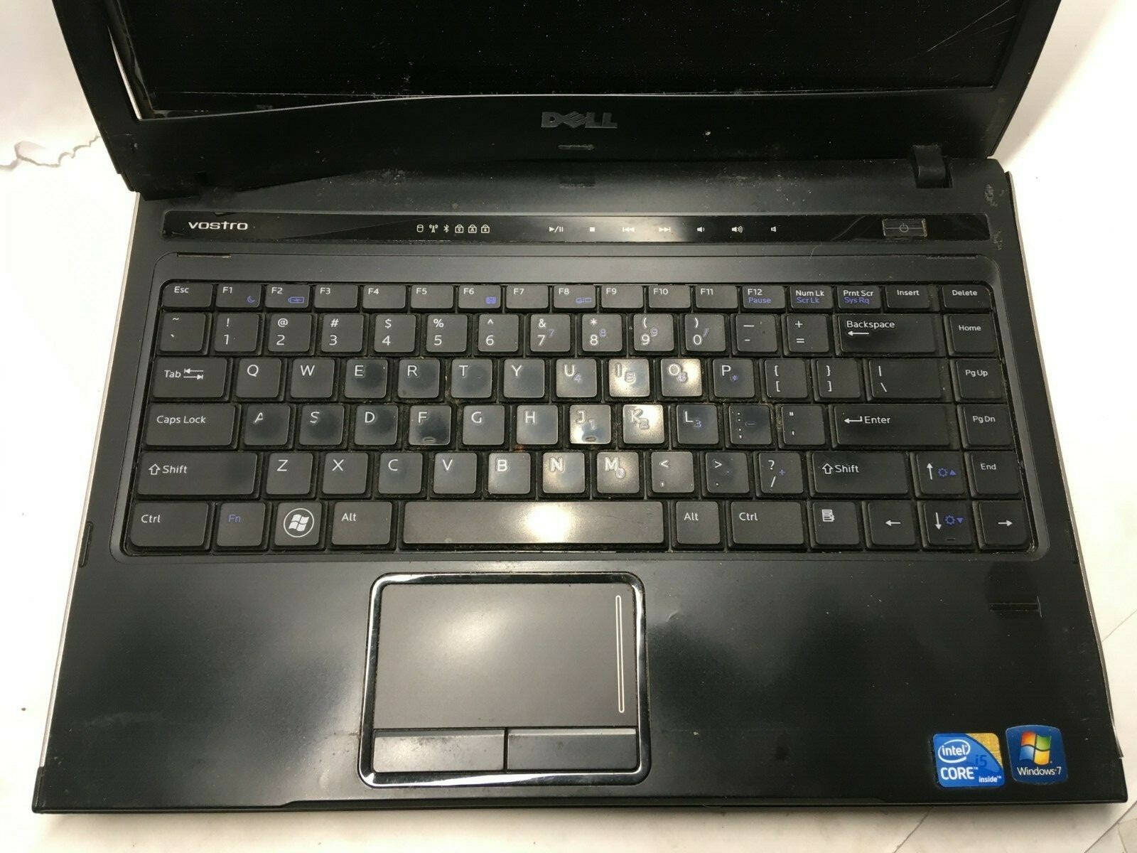 Dell Vostro 3400 14″ Intel Core i5 Laptop For Parts Broken LCD Screen NO HDD JR