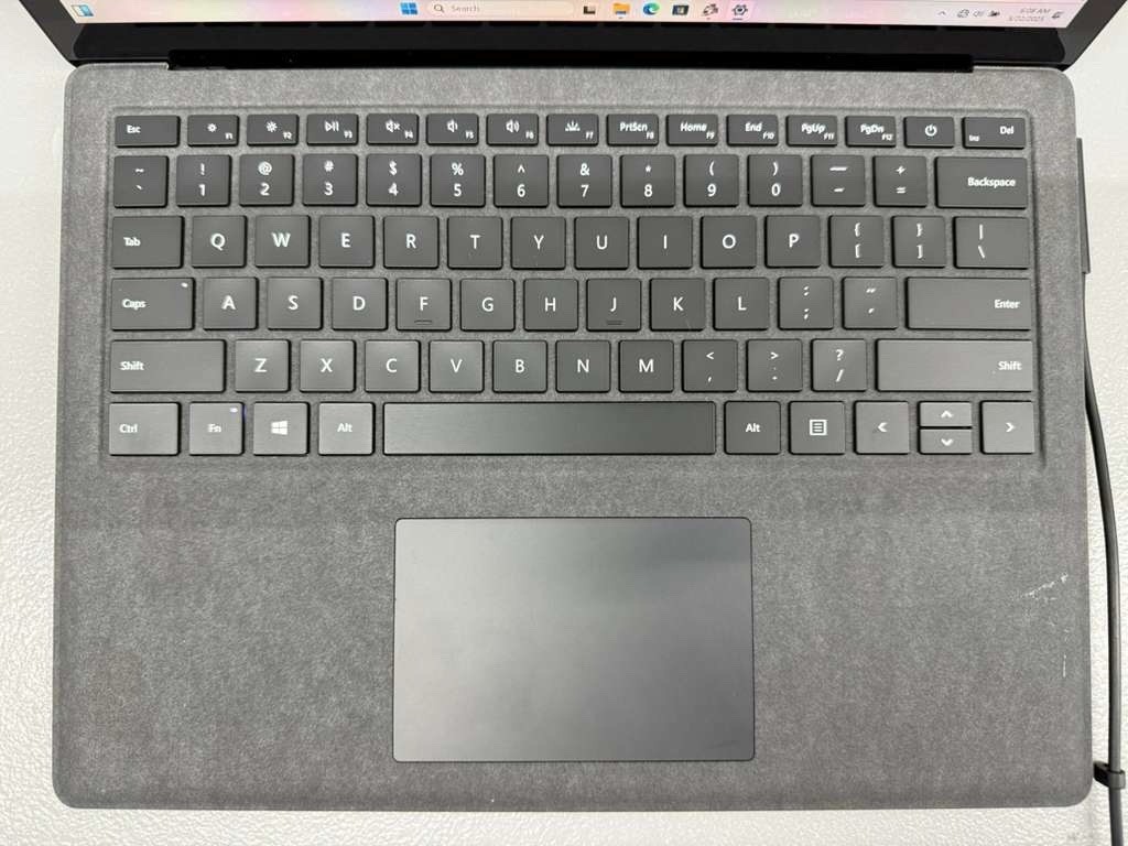 Microsoft Surface Laptop 2 1769 i7-8650 16GB 512GB 13.5″ Touch Win 11 No Battery