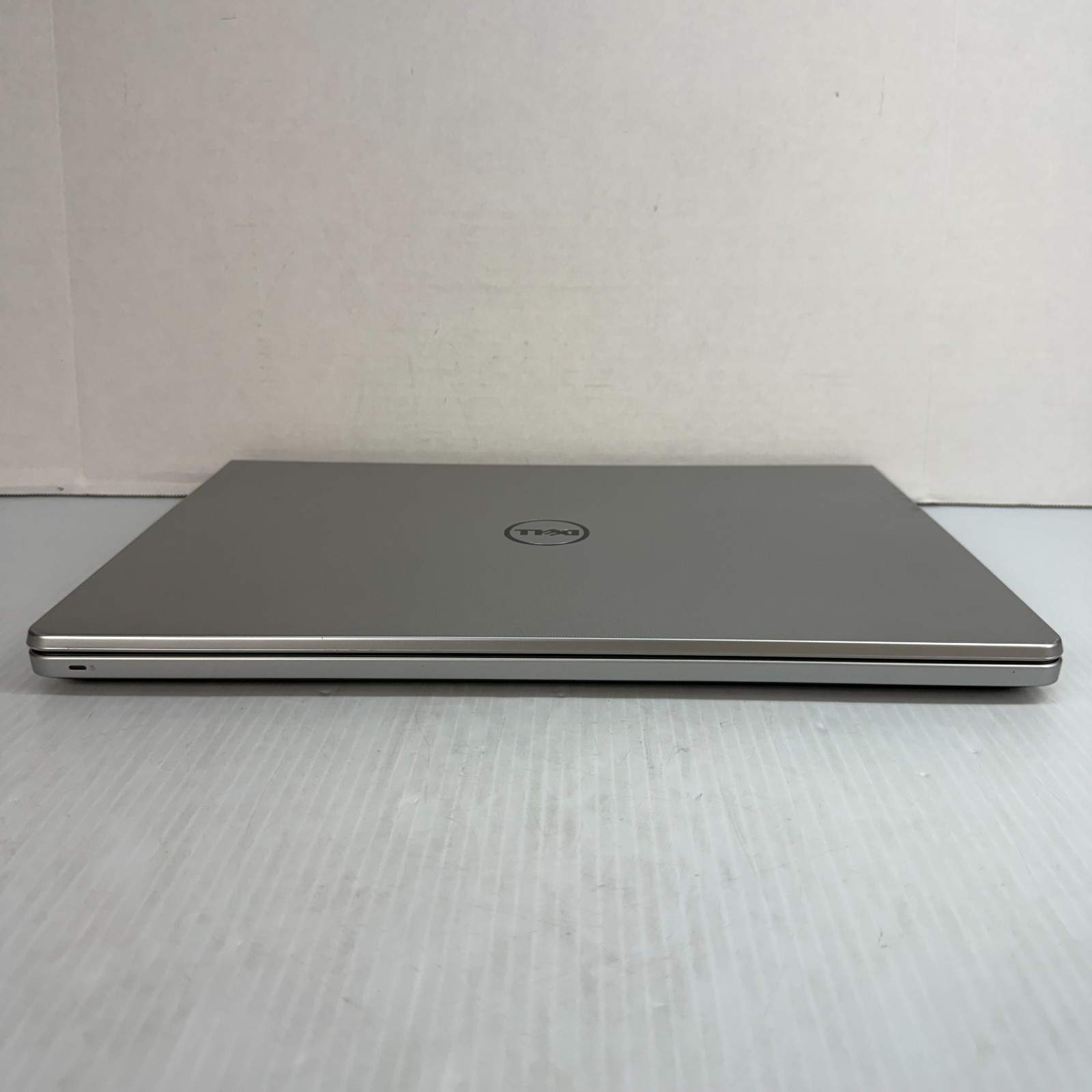 Dell Inspiron 5559 i5-6200U 15.6″ Laptop 120GB SSD 8GB RAM AS IS – BAD SCREEN