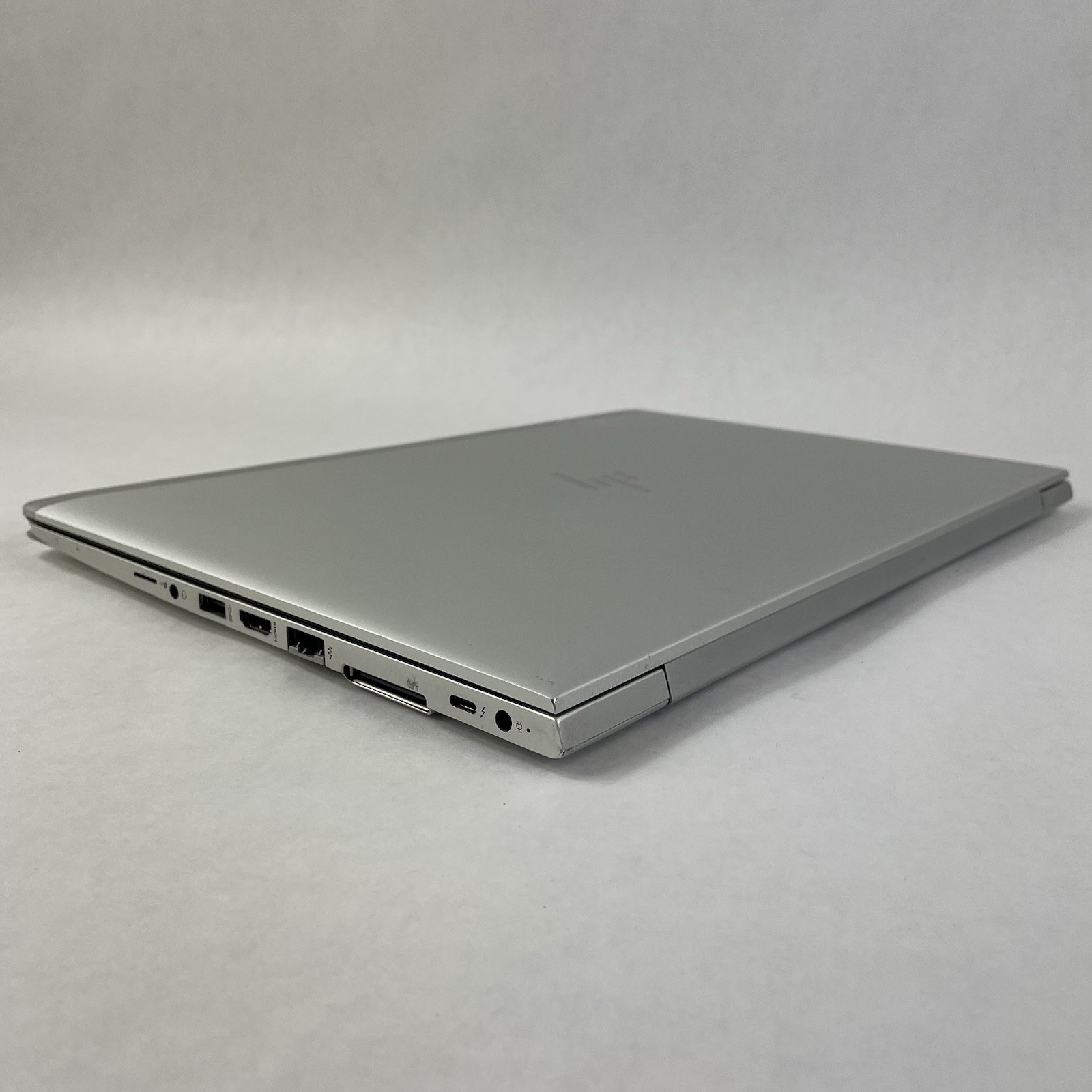 HP EliteBook 850 G6 15.6″ i5-8365U 1.60 GHz 8 GB RAM No SSD/OS/AC – Bad Corner