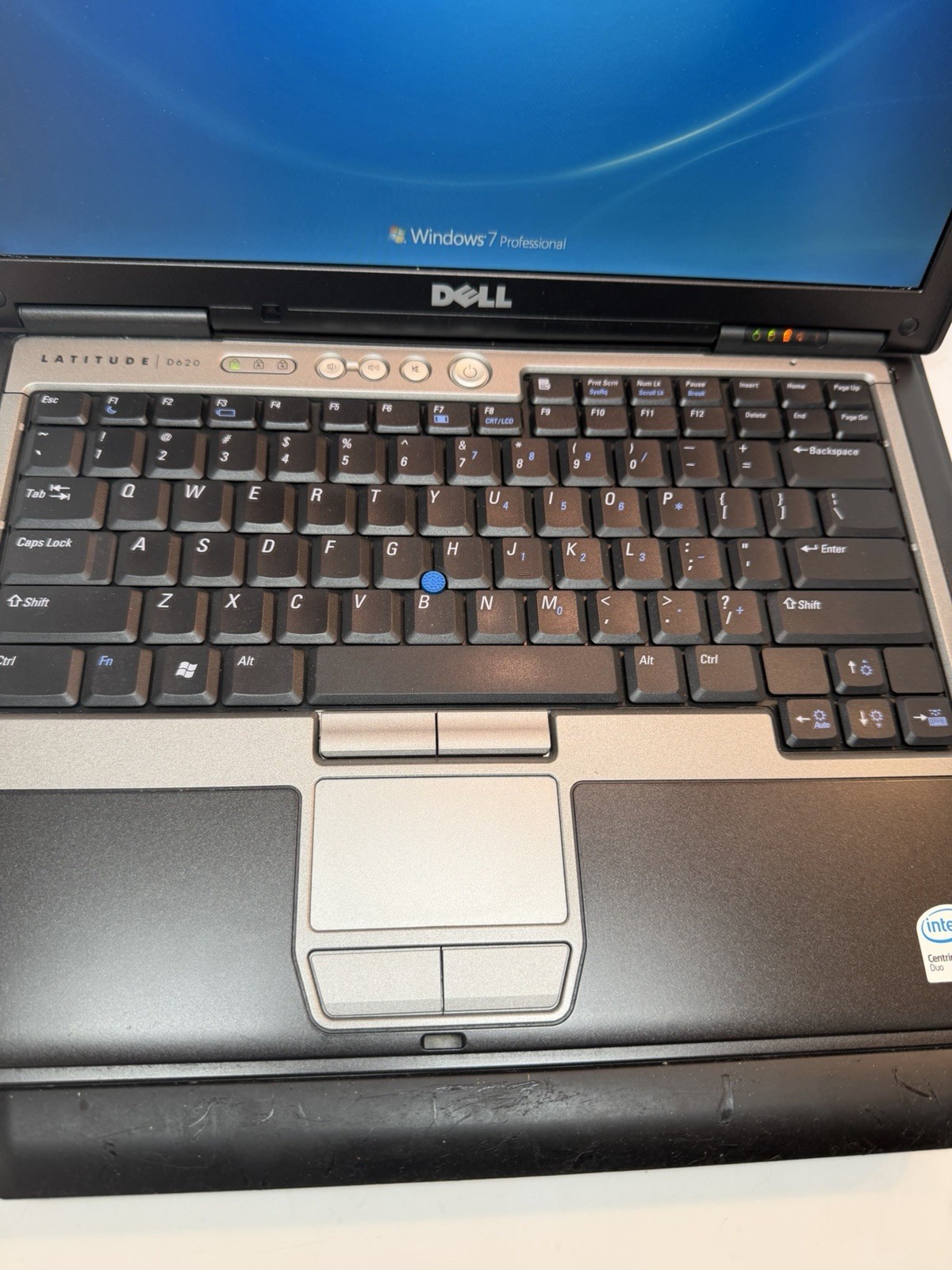 Dell Latitude 14″ Vintage Laptop D260 Intel CPU 2GB RAM 80GB HDD Windows XP WiFi