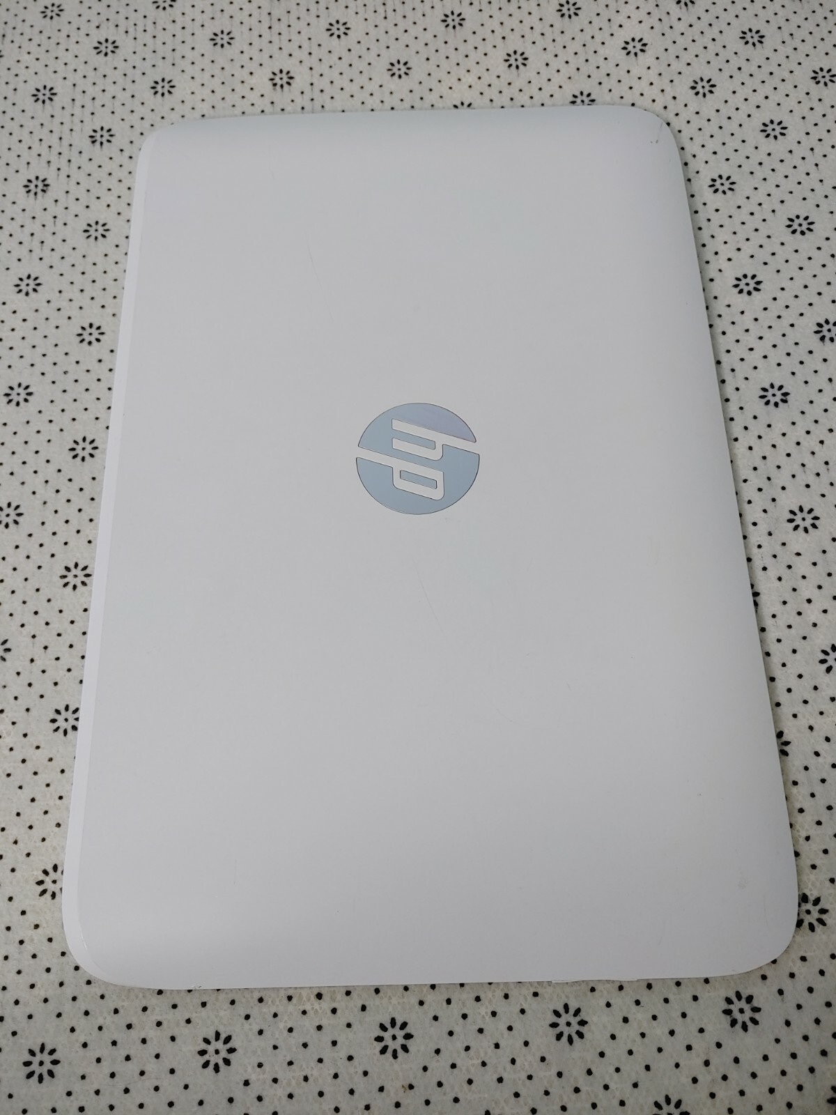 HP Split X2 13-r100dx 13.3″ For Parts as is