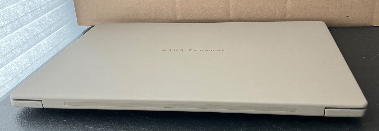ASUS Zenbook A14 14″ FHD+ OLED Laptop – Snapdragon X Plus 16GB RAM 512GB SSD
