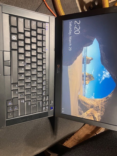 Dell Latitude E6410 14″ Laptop Core i5-M560 2.67GHz 4GB 640GB HDD Windows XP Pro