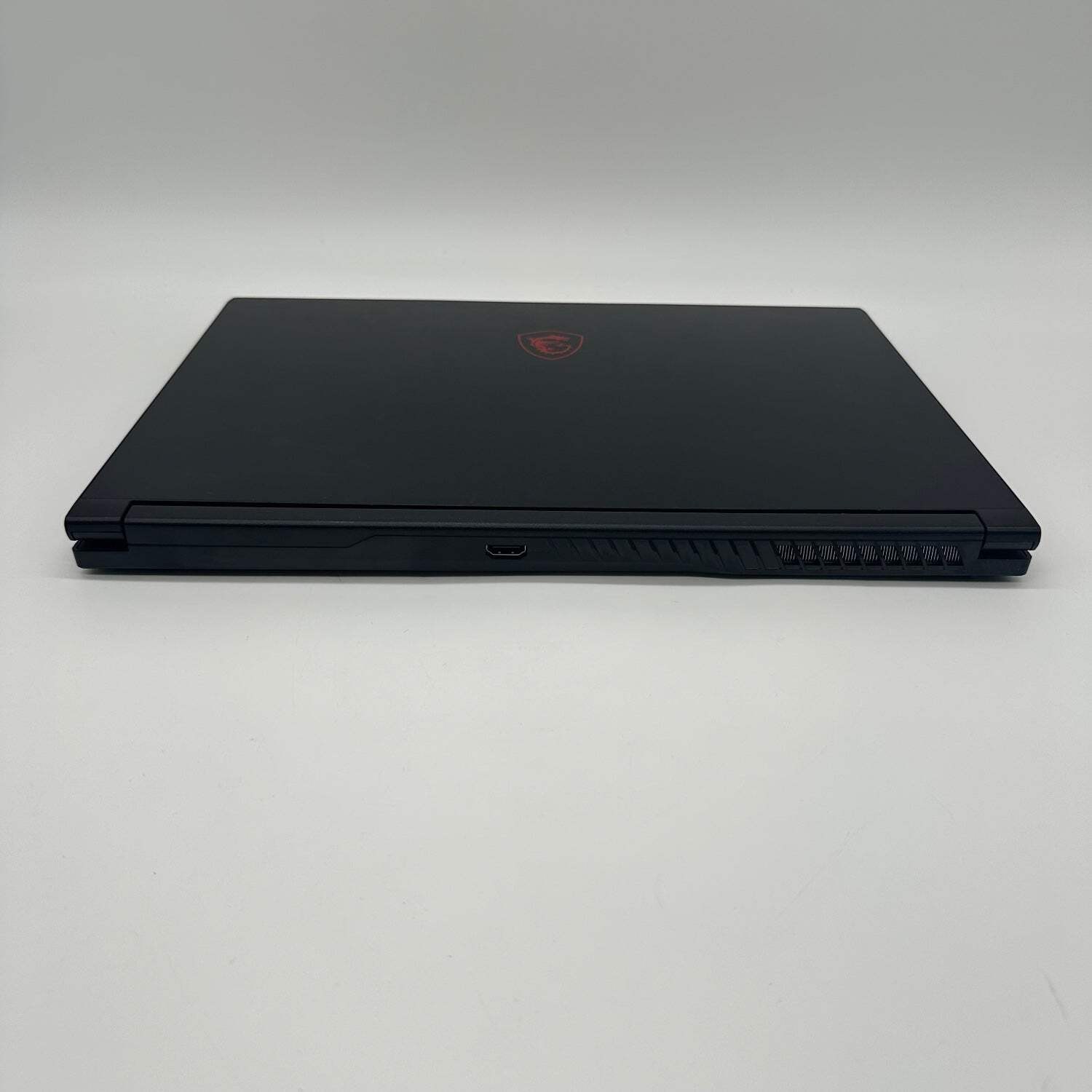 MSI Thin GF63 12UCX 15.6″ i5-12450H 2.0GHz 8GB RAM 1TB SSD GeForce RTX 2050