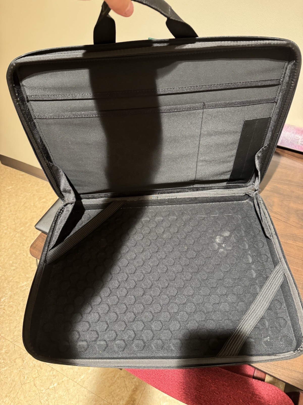 Alienware m18 R2 18in i9-14900HX 32GB 1TB SSD RTX 4080 Win11 Black