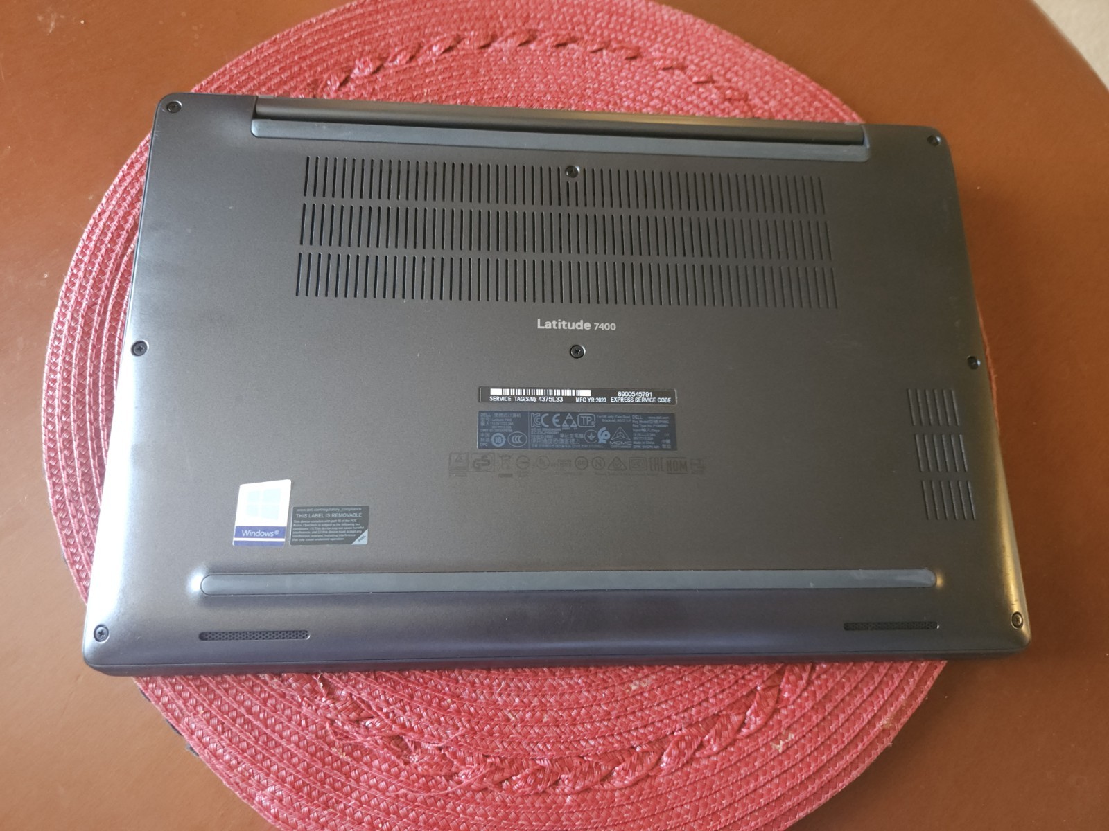Dell Latitude Laptop 7400 i7 16gb Ram 256gb SSD NVMe Drive 14″ Screen Windows…