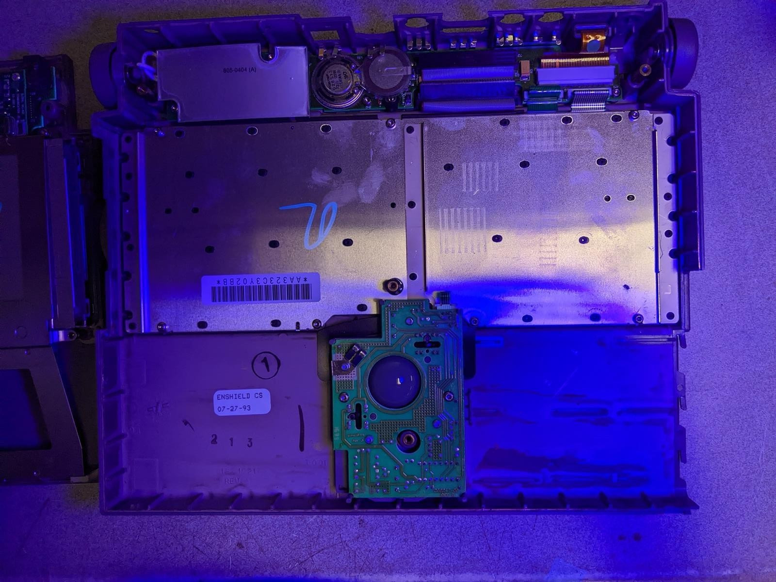 APPLE POWERBOOK 180 (M4440) 68030 @ 33Mhz, 4MB RAM, NO HDD/OS – (FOR PARTS)