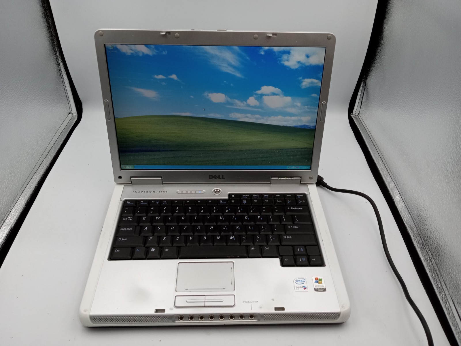 Dell Inspiron E1405 14″ Laptop Intel C2D 1.83GHz 2GB RAM 500GB HDD WinXP -RR