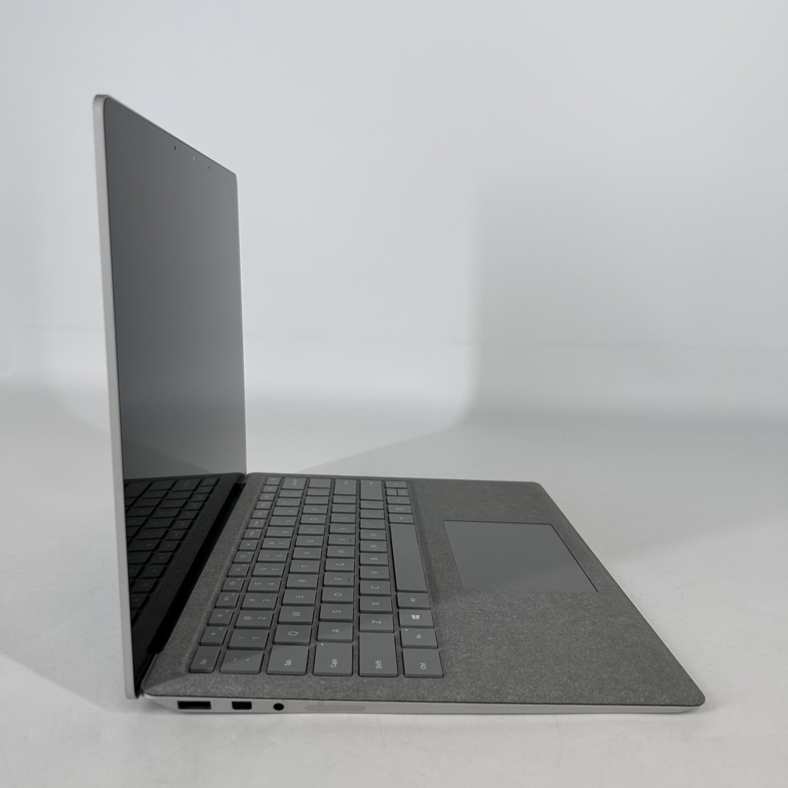 Microsoft Surface Laptop 2 13.5 2K TOUCH i5-8250U 1.60GHz 8GB 128GB Bad Battery