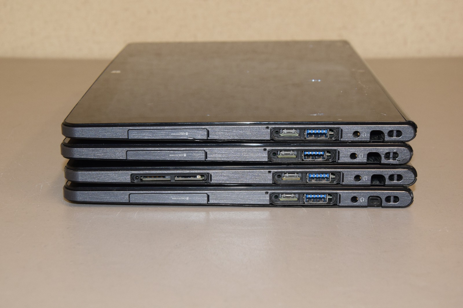 DESTROYED DEAD JUNK Lot 4 Fujitsu Stylistic Q704 Tablet PCs Incomplete Stripped