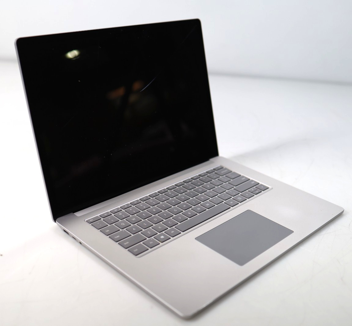 Microsoft Surface 3 15″ Touchscreen Intel i5-1035G7 8GB 256GB SSD Parts Repair