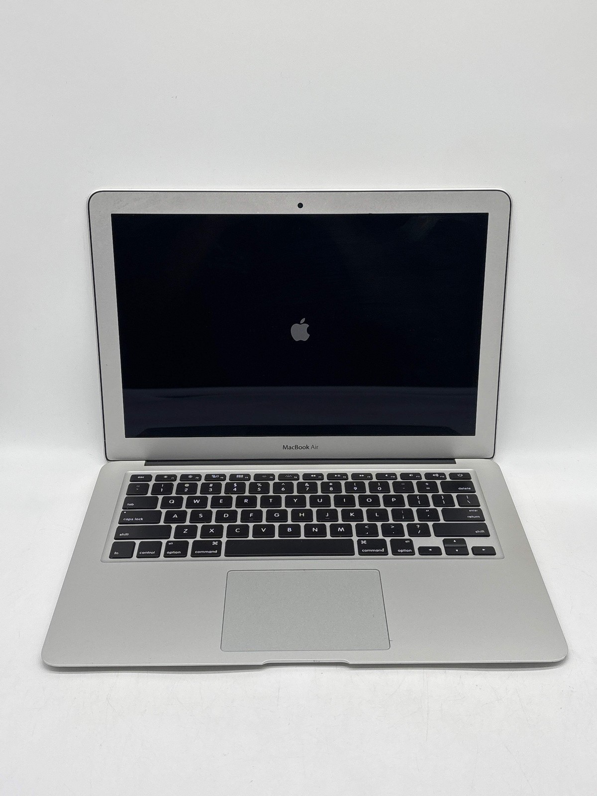 Apple MacBook Air 13″ A1466 Intel Core i5 4GB RAM 128GB SSD – For Parts
