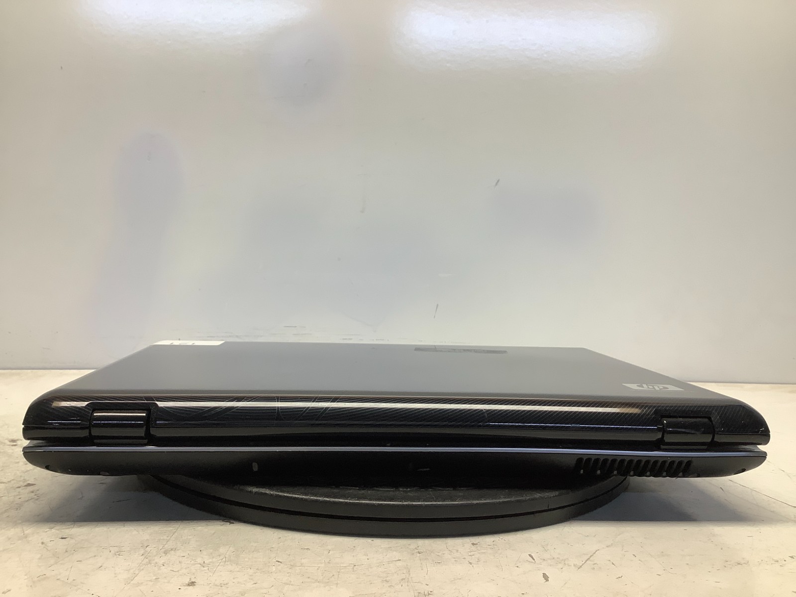 HP Pavilion DV6604NR AMD Athlon 64 X2 TK-55 1800MHz 1 GB NO HDD