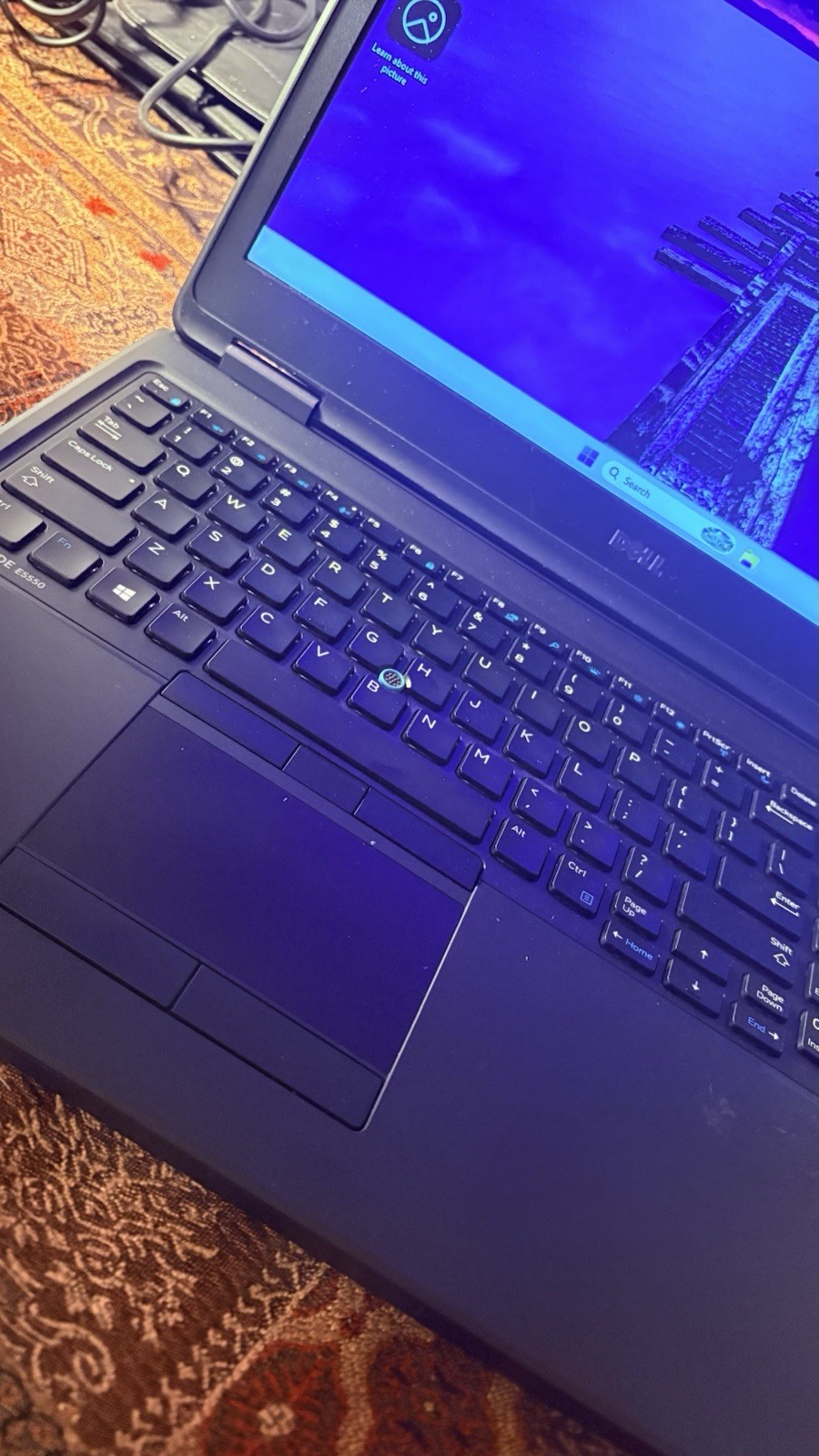 Dell Latitude E5550 15.6″ (233GB, Intel Core i6 5th Gen., 2.30GHz, 16GB) Extras