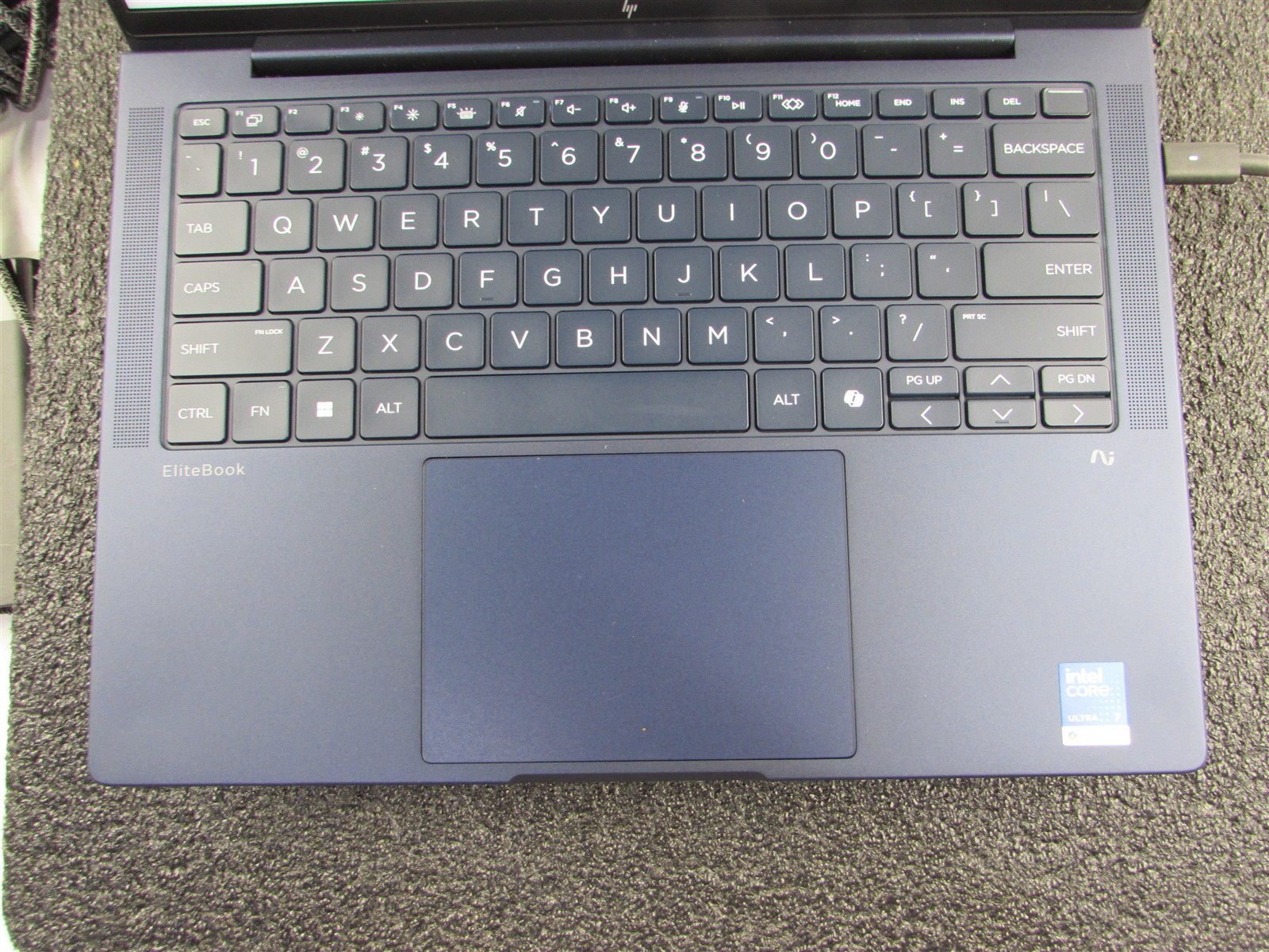 HP ELITEBOOK X G1I 14 AI CORE ULTRA 7 268V NO SSD 32GB RAM NO O.S/BATT