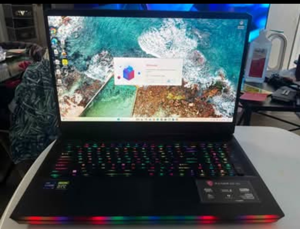 MSI Raider GE76 17.3″ Gaming Laptop i7 RTX 3060 16GB 1TB SSD Win 11 RGB
