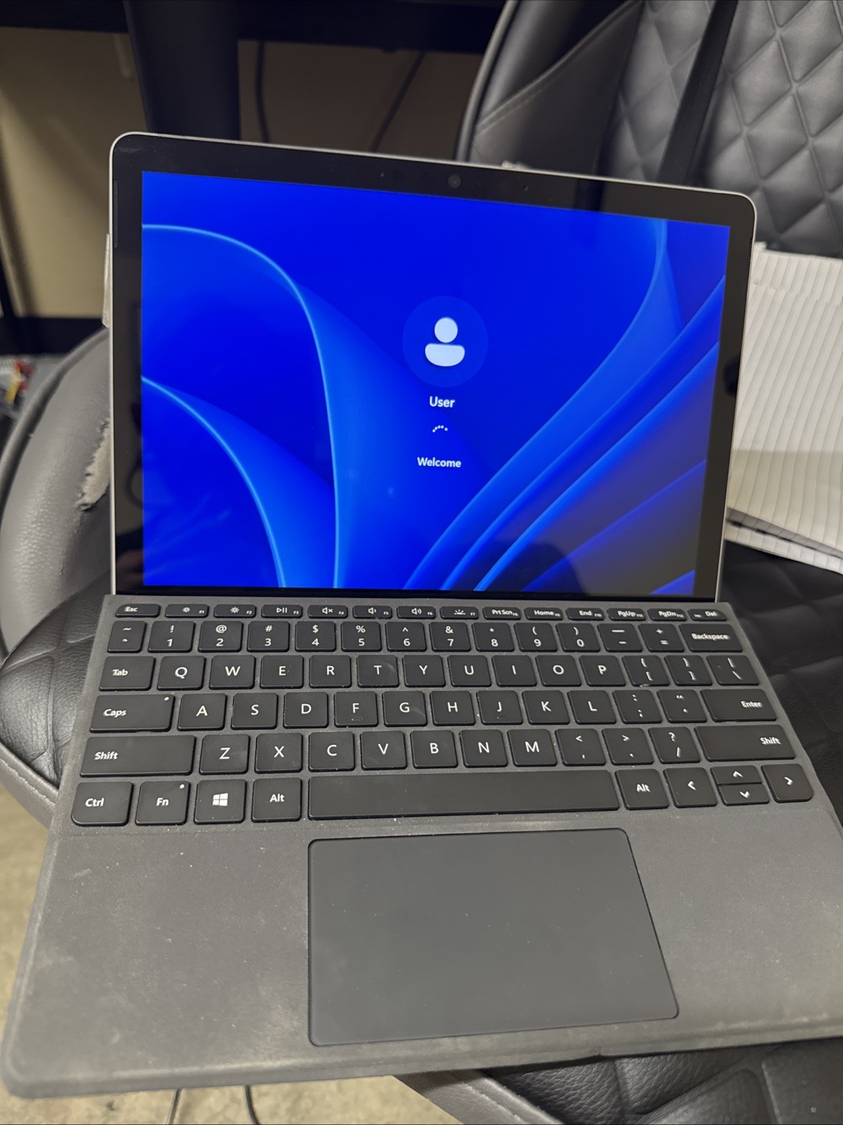Microsoft Surface Go 2 (10.5″, Intel Pentium 4425Y, 4G, 64G, 1926) With Kybd