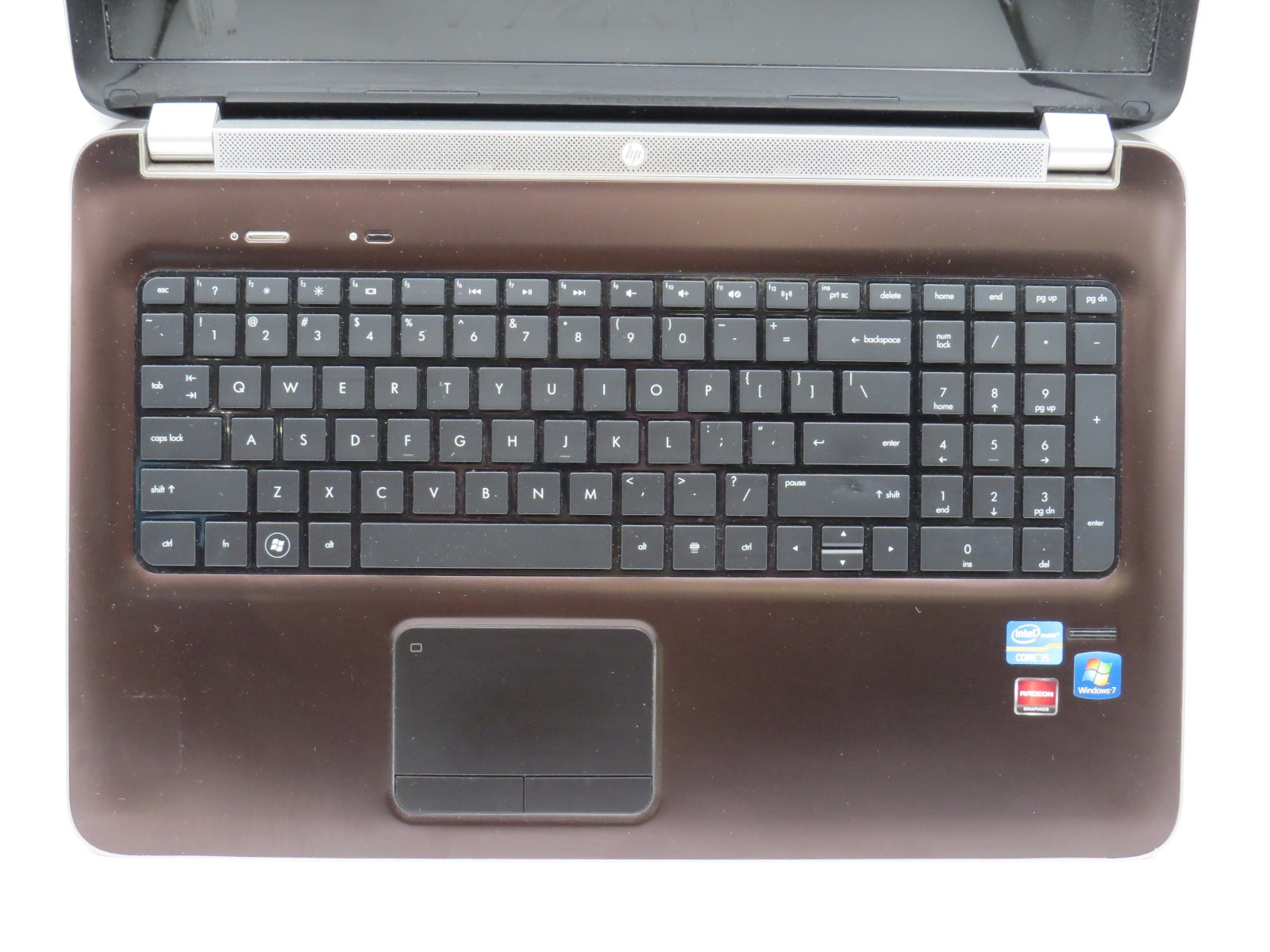 HP Pavilion dv7 i5-2430M @ 2.4GHz 6GB DDR3 128GB SSD 17.3″ No OS/AC/Battery