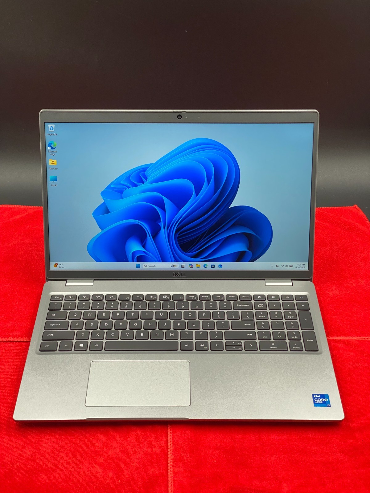 DELL LATITUDE 5520 15″ i7-1185G7 8GB RAM 256 GB SSD WINDOWS 11 BATTERY 80% NO AC
