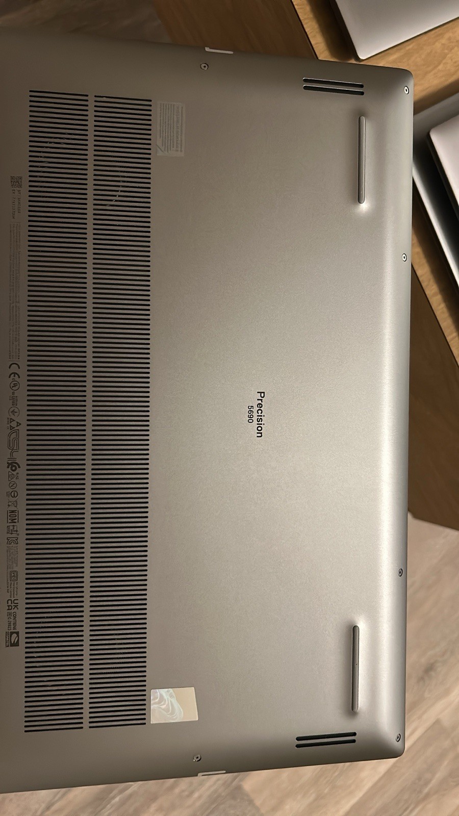 Dell Precision 5690 16″ Core Ultra 7 155H 32GB 512GB SSD Win11 READ DESCRIPTION
