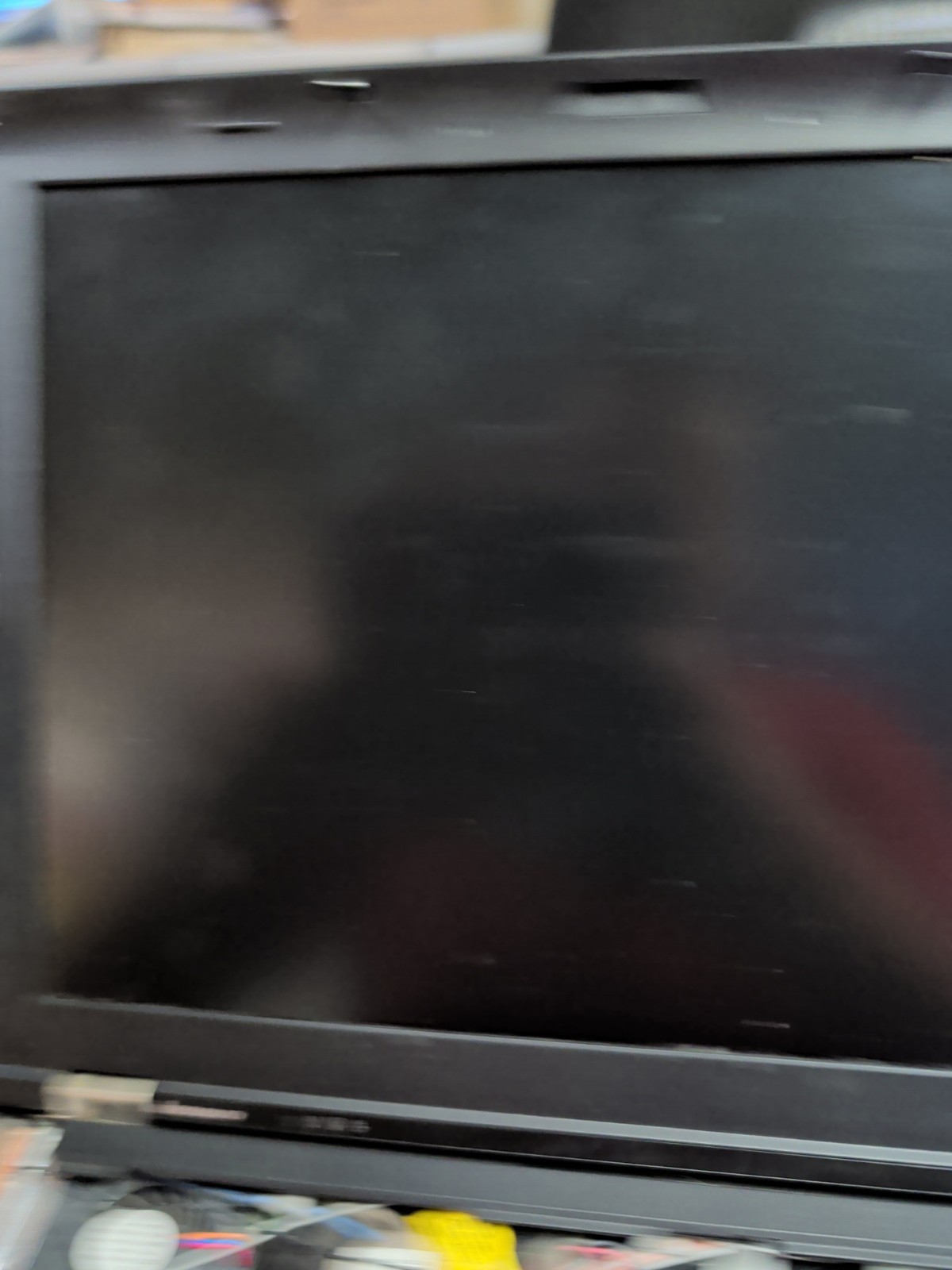 LENOVO THINKPAD T410S – FOR PARTS – INTEL CORE I5 See Pics. Parts****